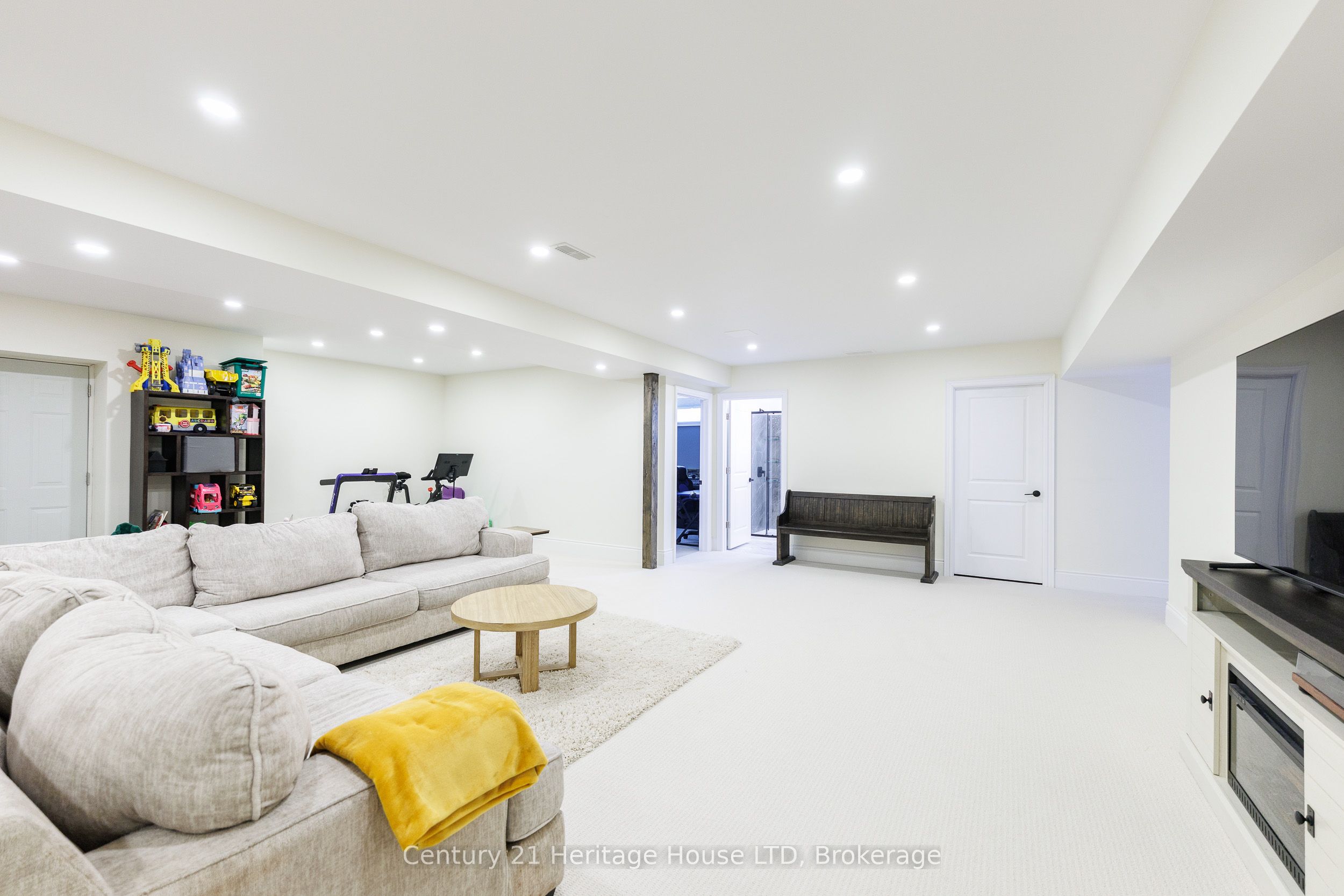 856 Lorraine Road Property Photo 34