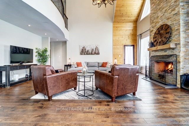 102 Hemlock Court Property Photo 13