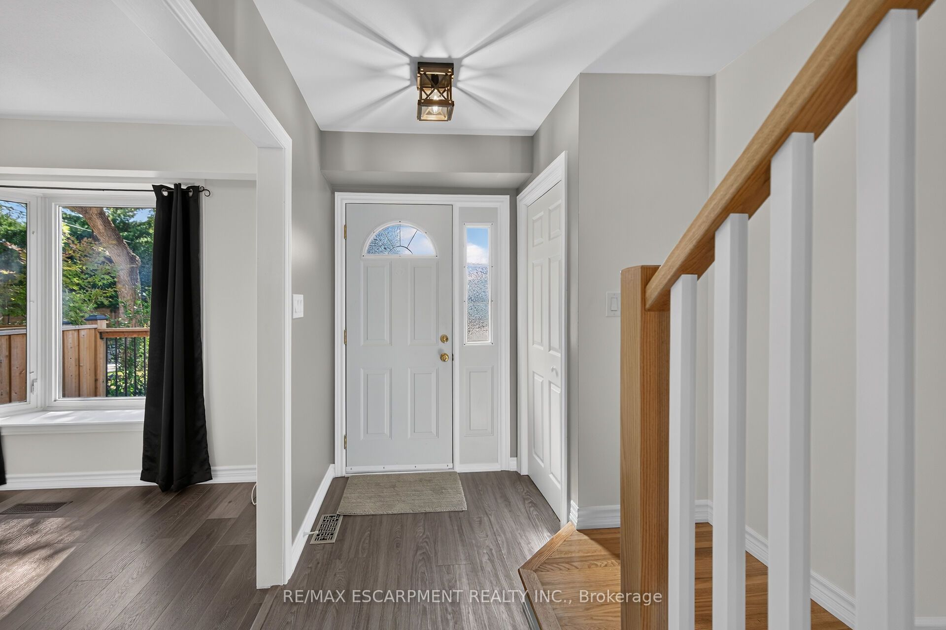 199 York Road 2 Property Photo 8
