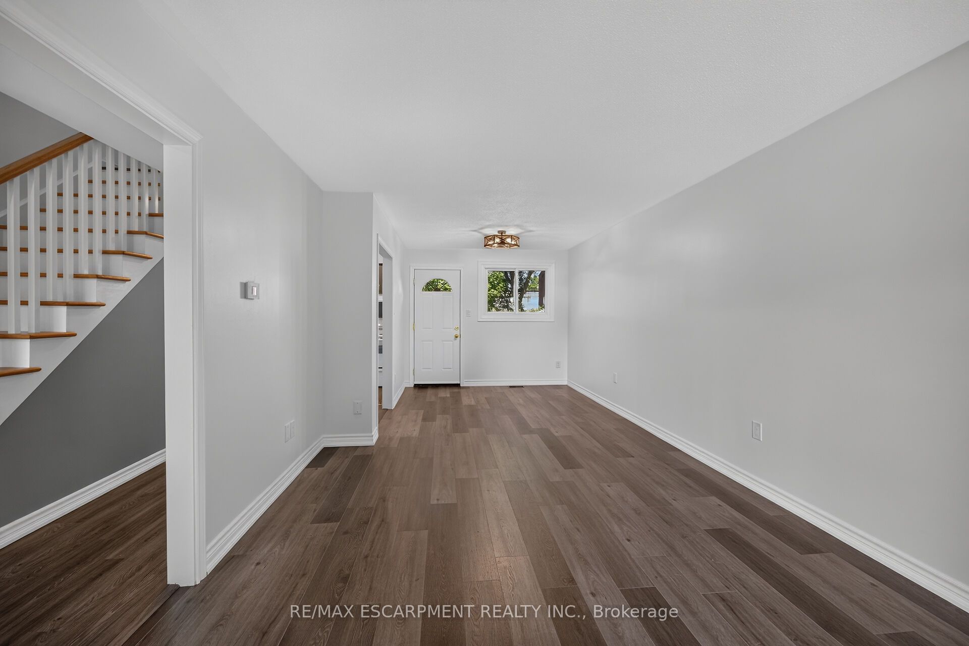 199 York Road 2 Property Photo 10