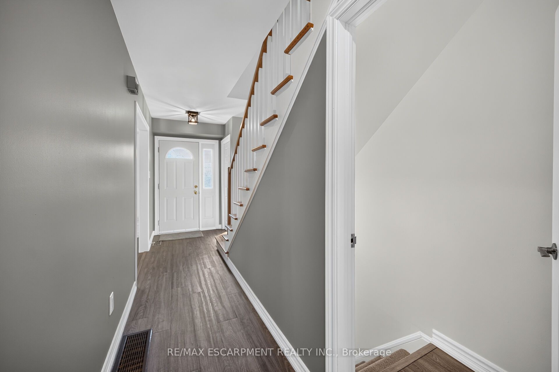 199 York Road 2 Property Photo 21
