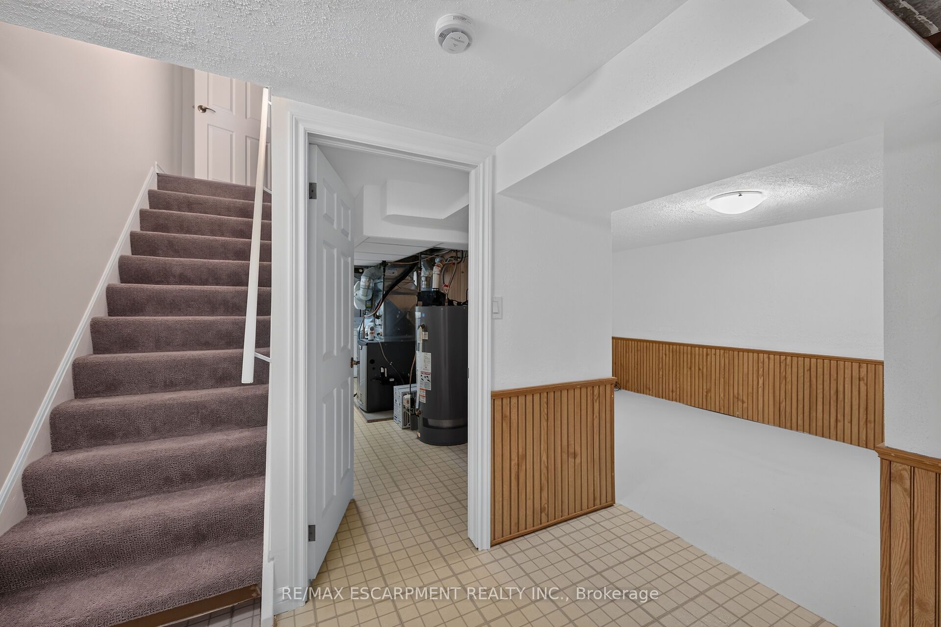 199 York Road 2 Property Photo 36