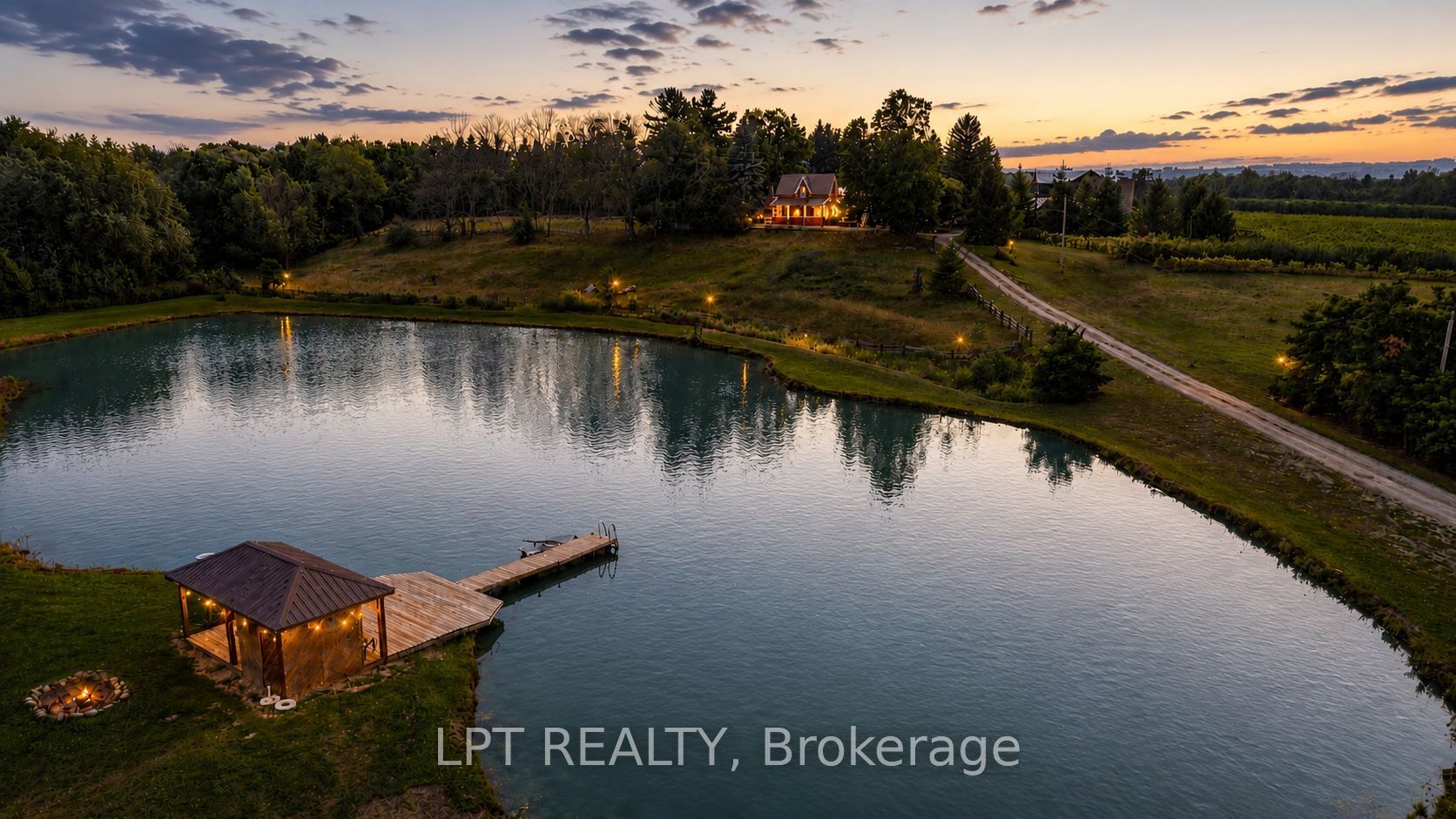 416476 10th Line S Property Photo 1