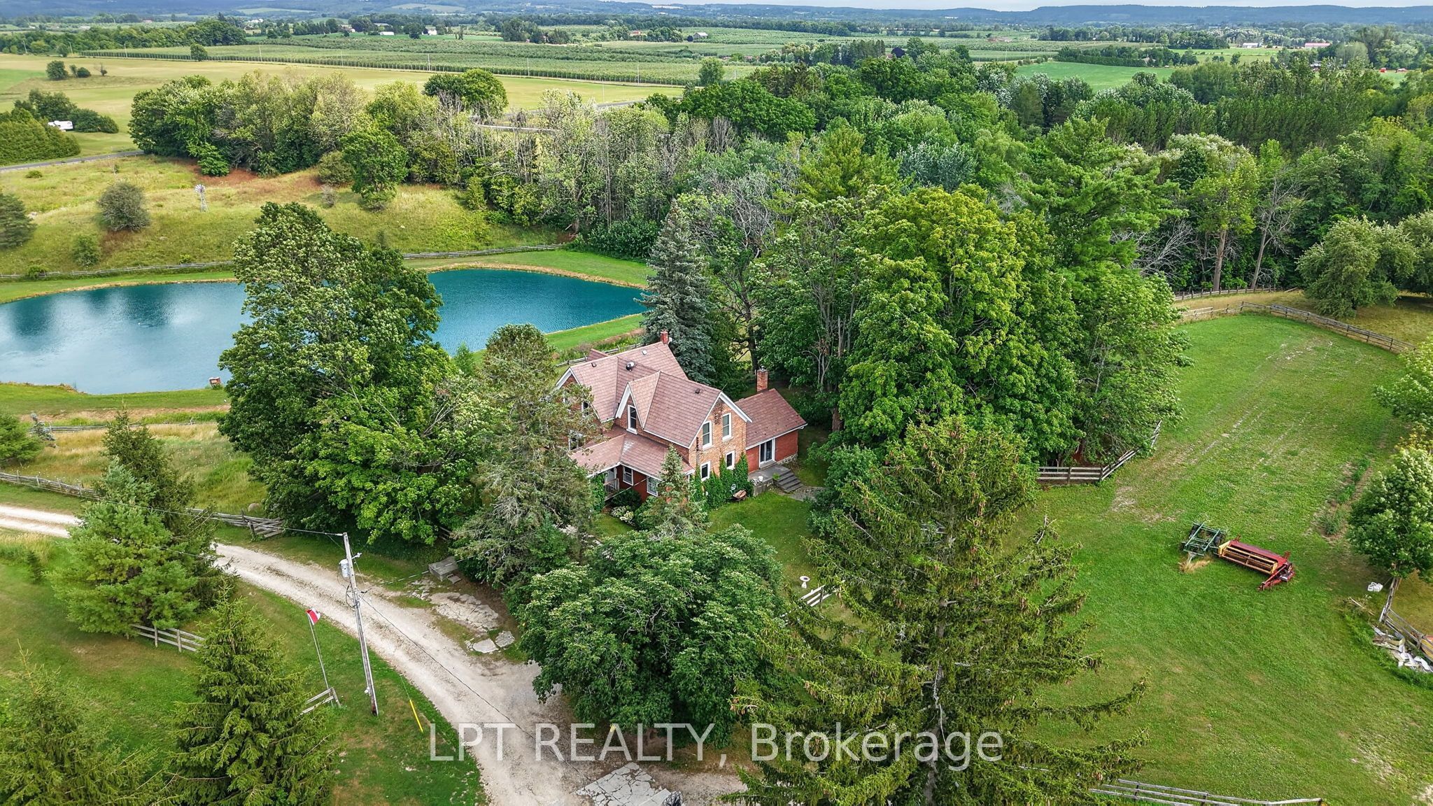 416476 10th Line S Property Photo 3