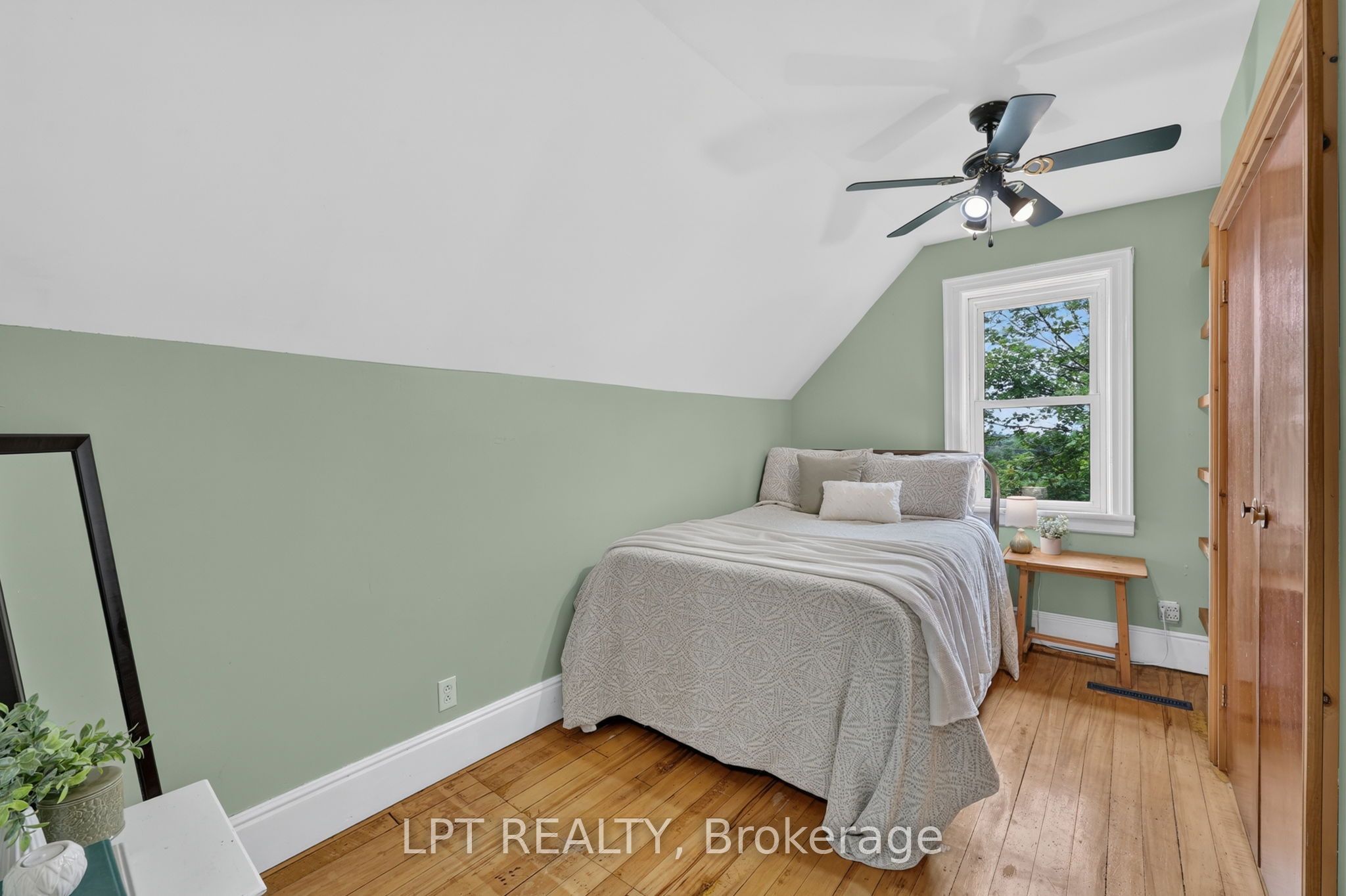 416476 10th Line S Property Photo 15