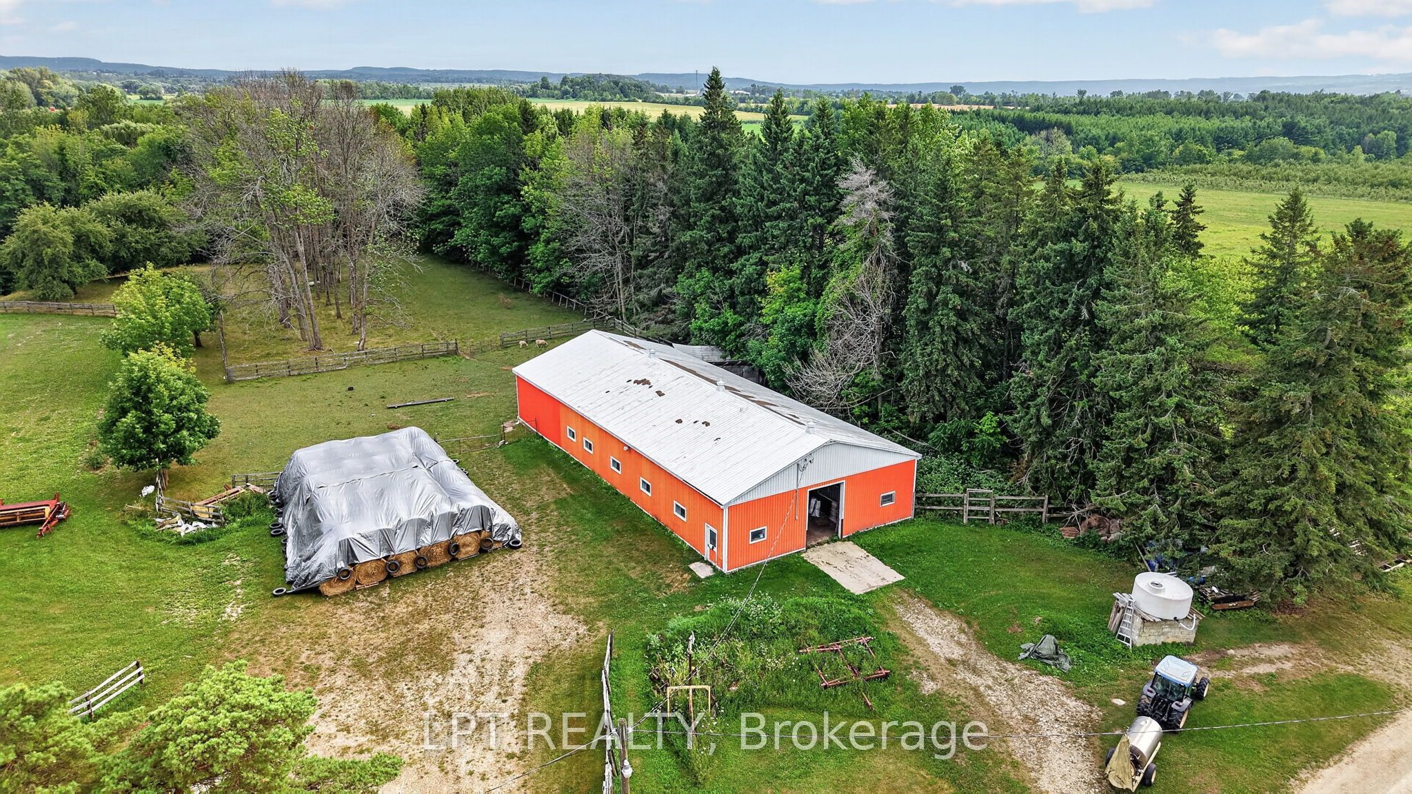 416476 10th Line S Property Photo 45