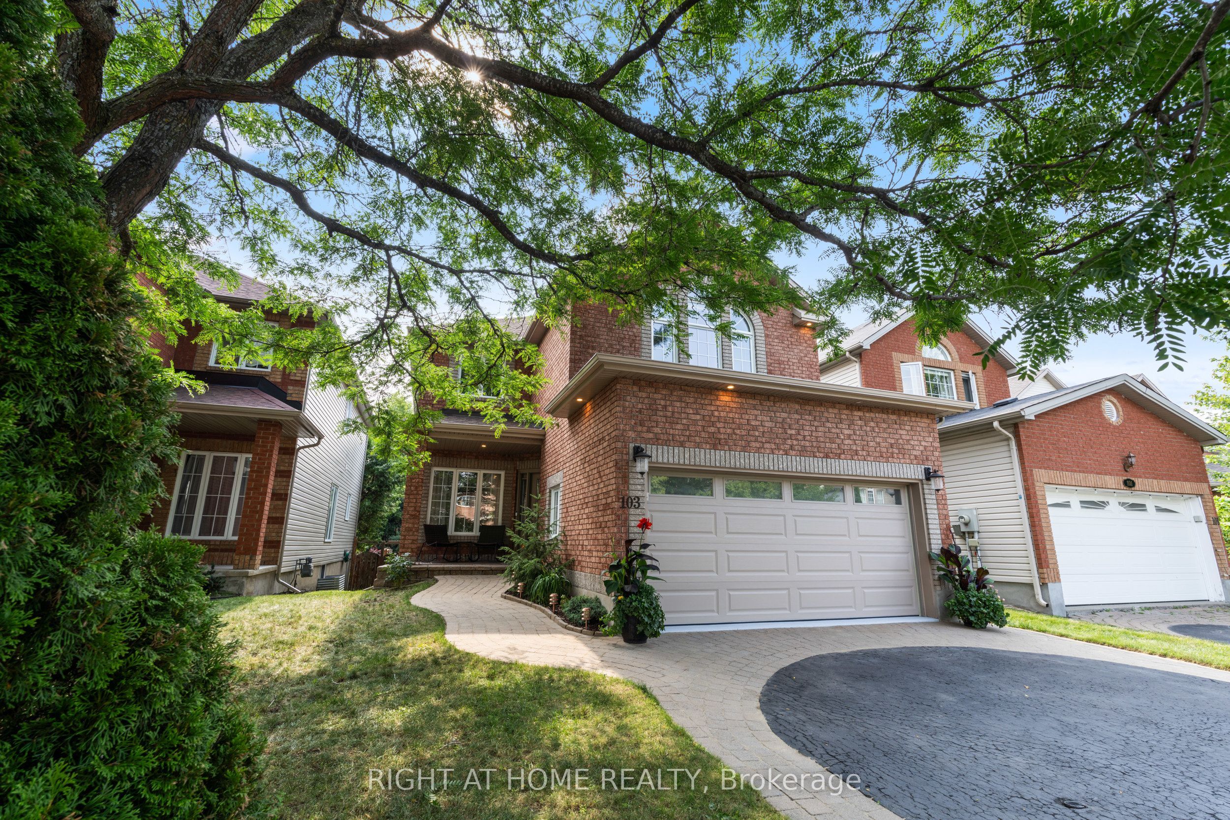103 Borealis Crescent Property Photo 2