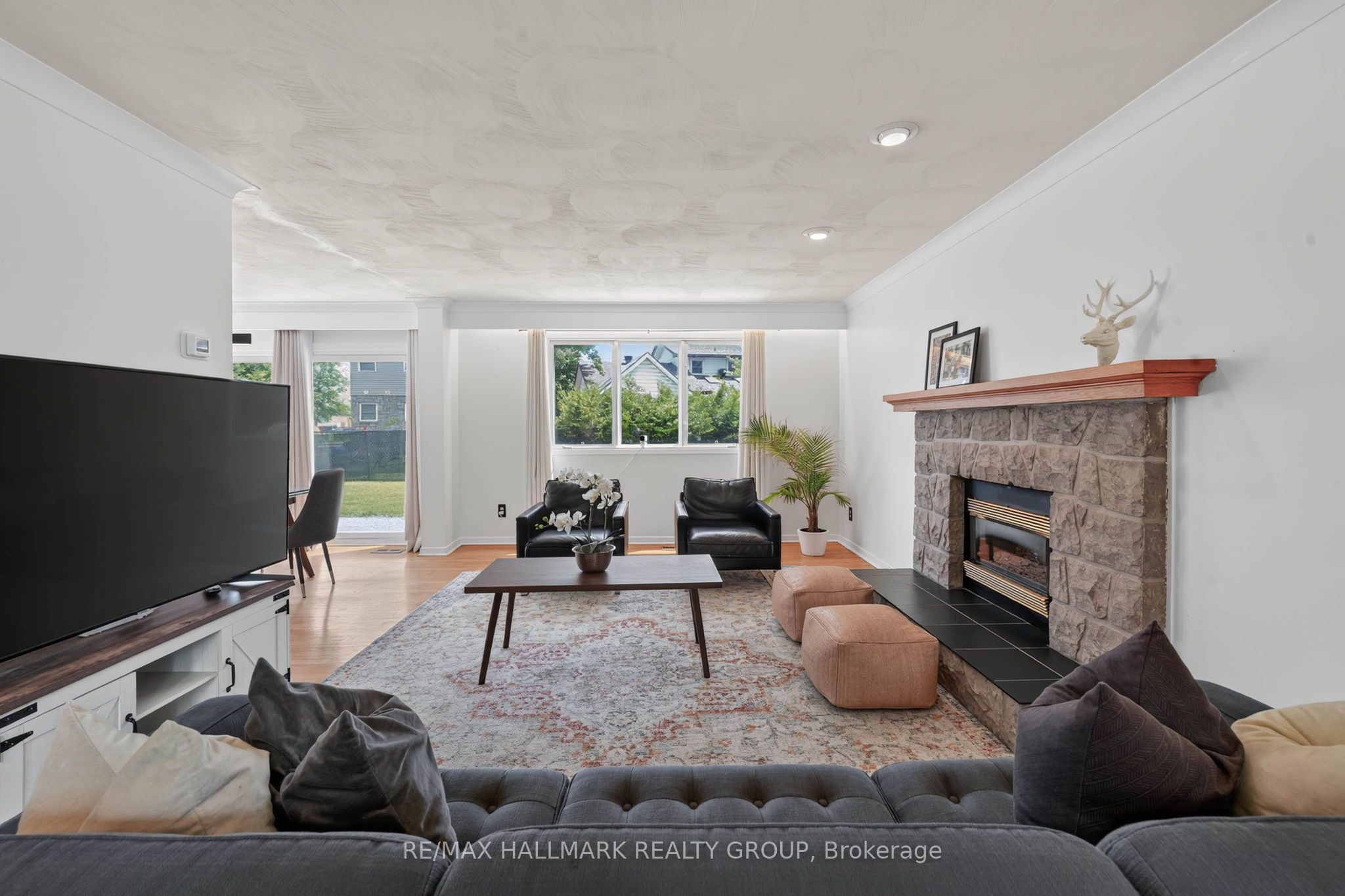 1038 Arnot Road Property Photo 5