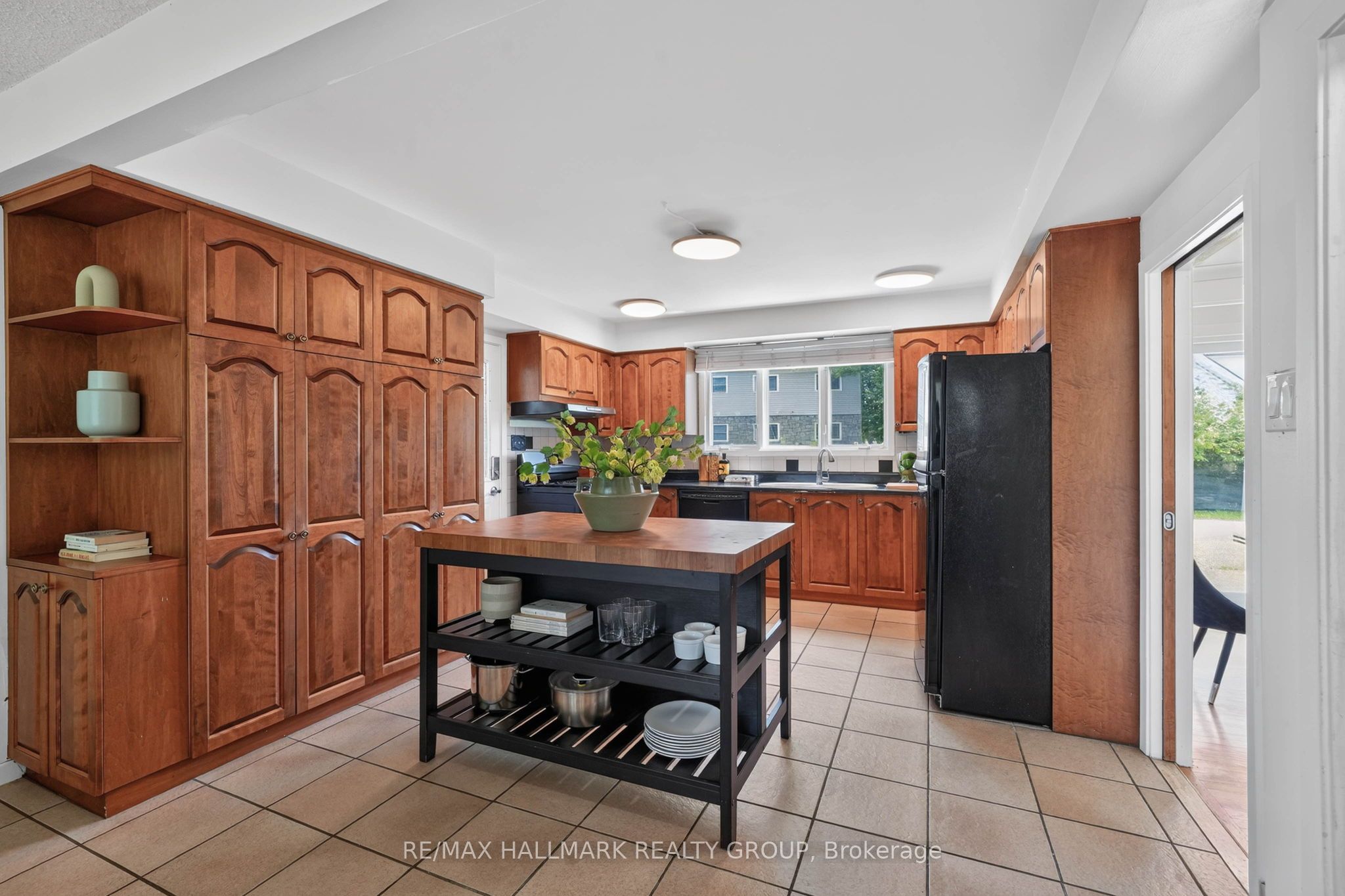 1038 Arnot Road Property Photo 13