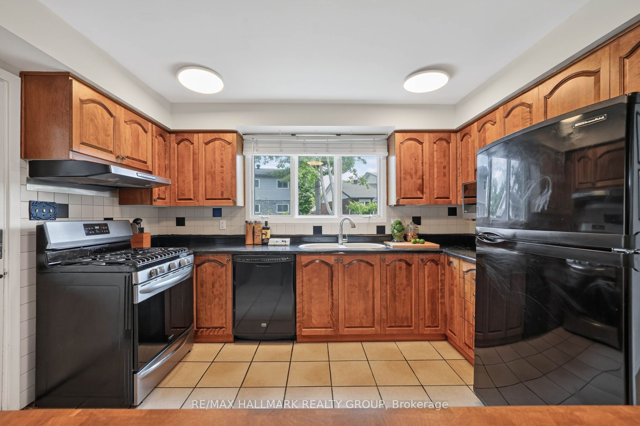 1038 Arnot Road Property Photo 16