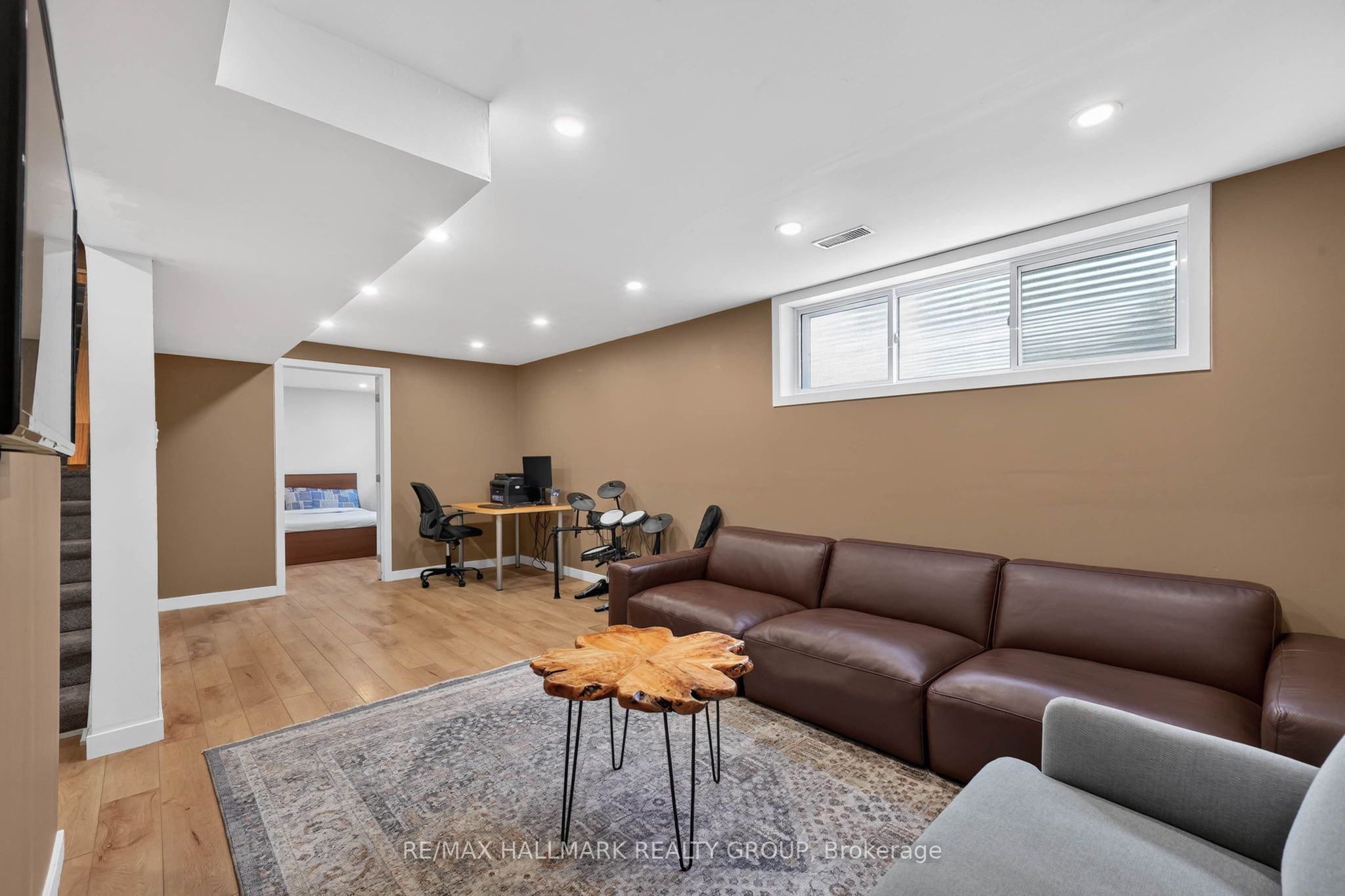 1038 Arnot Road Property Photo 32