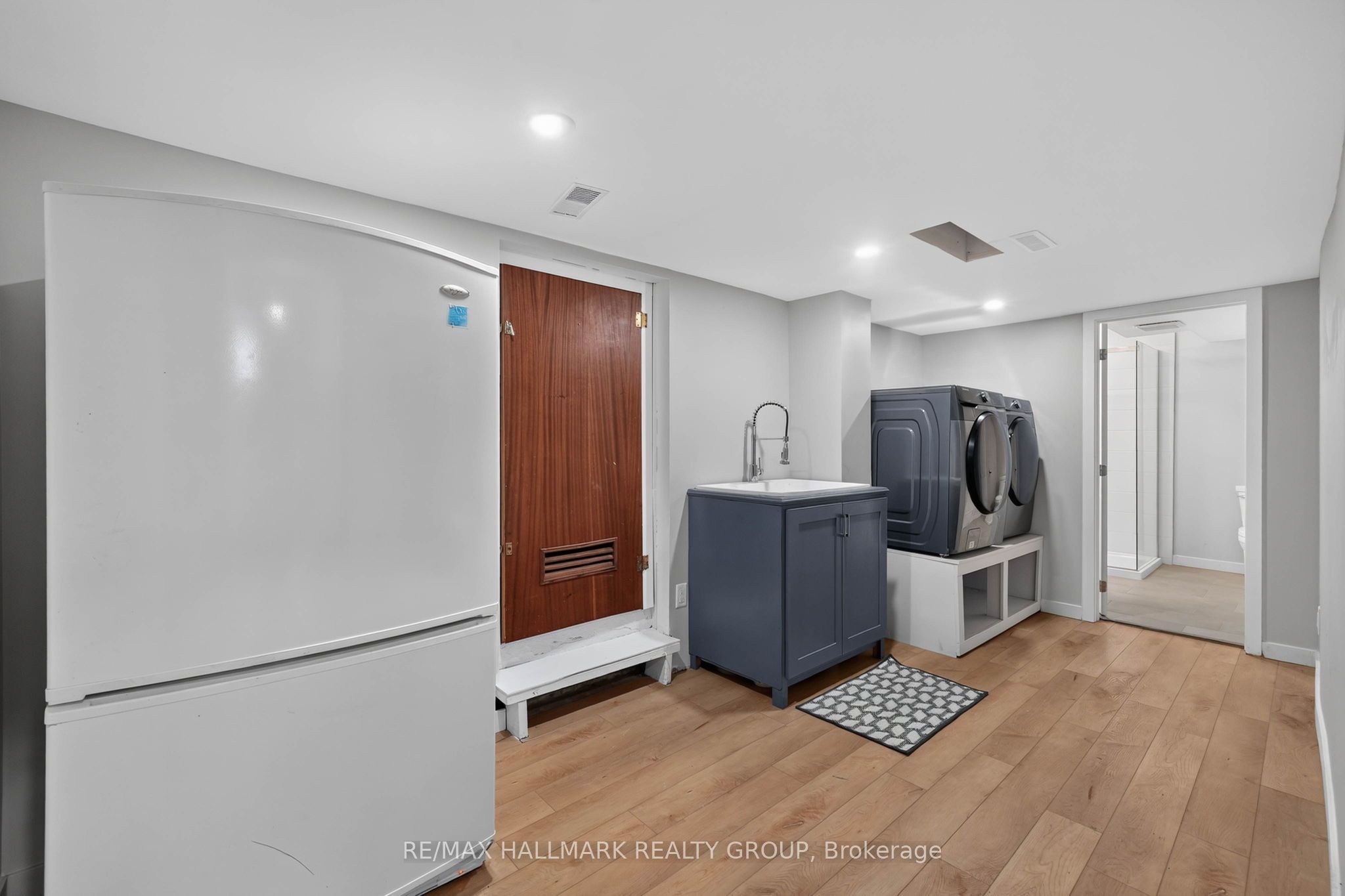 1038 Arnot Road Property Photo 38