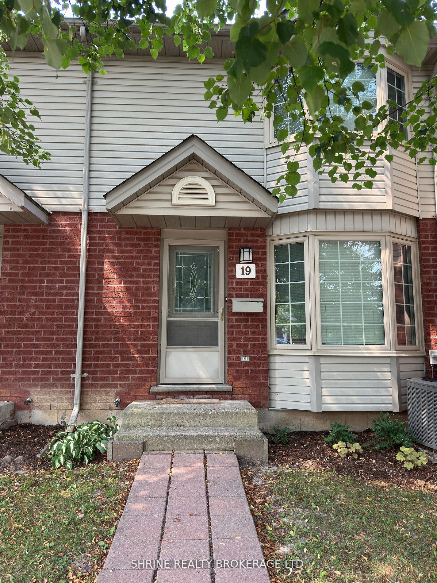 70 Chapman Court 19 Property Photo 1