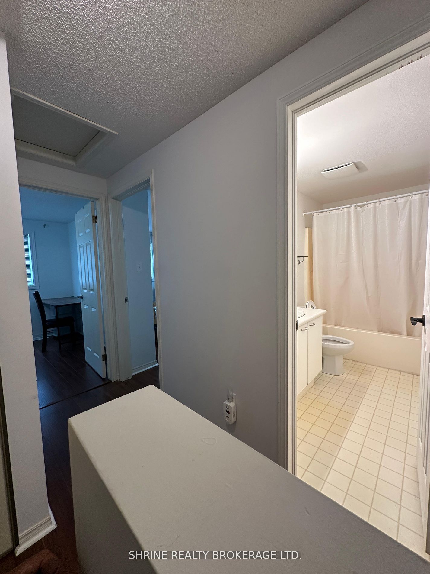 70 Chapman Court 19 Property Photo 24