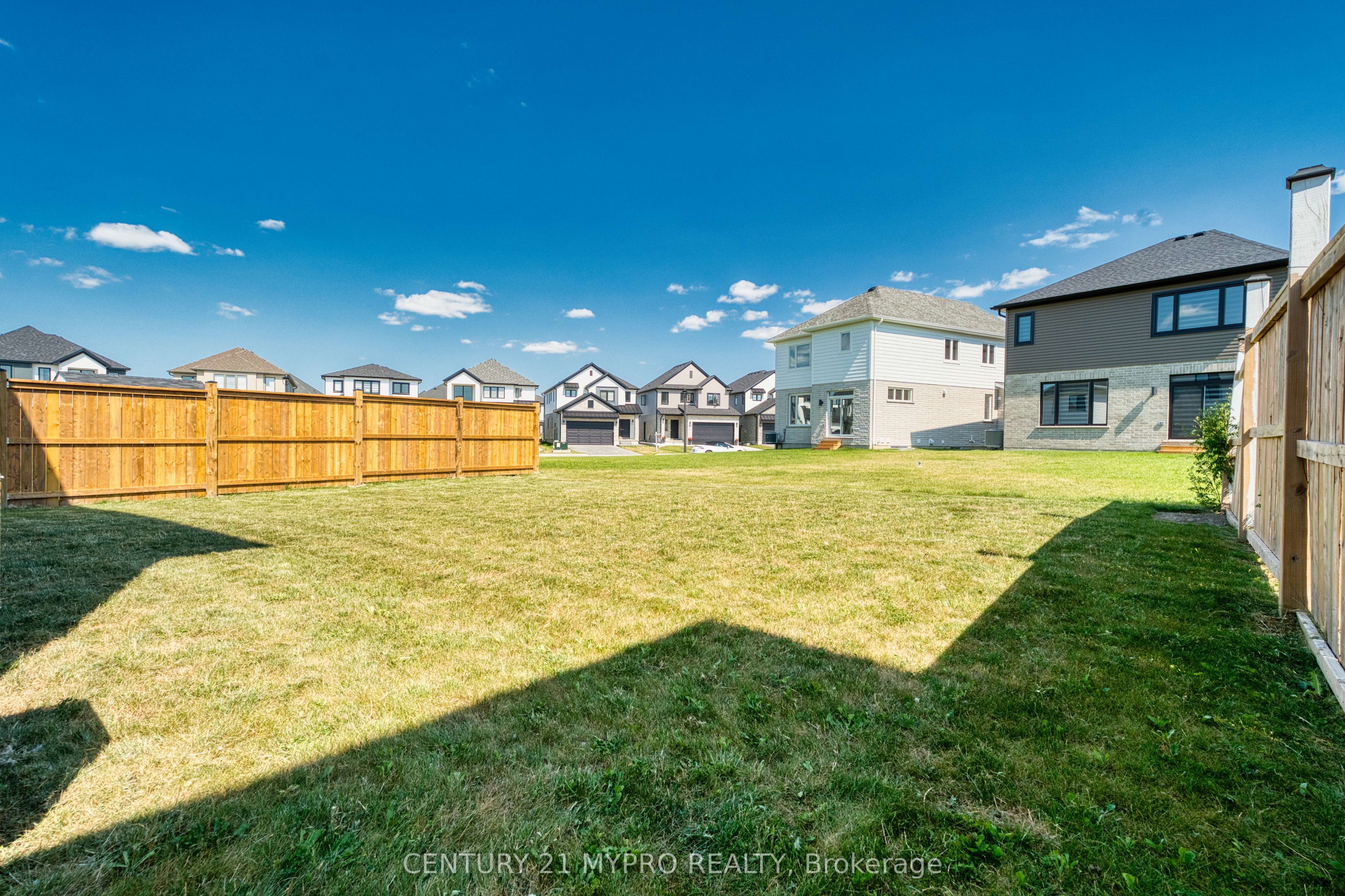 1652 Applerock Avenue Property Photo 38