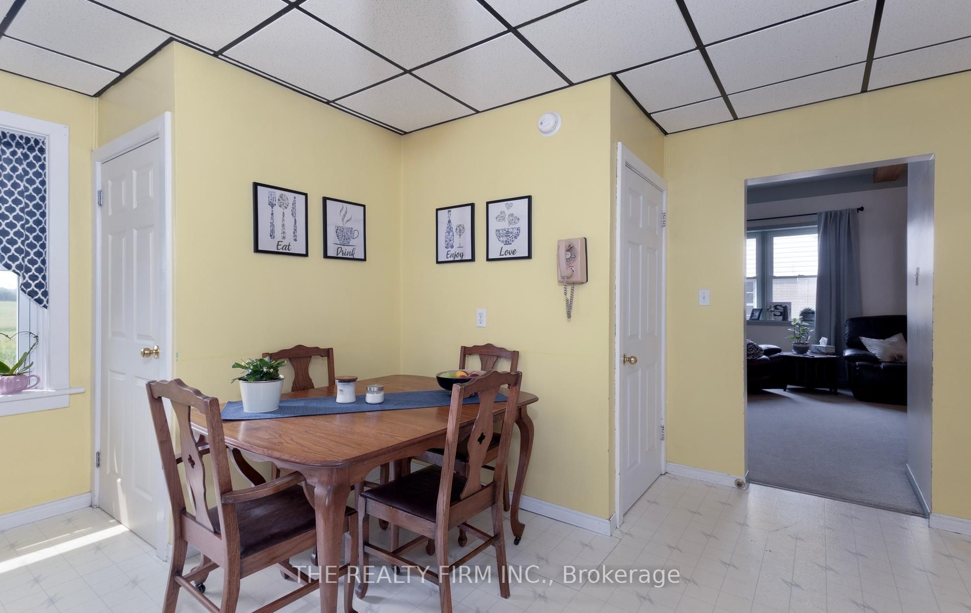 44703 Perth Line Property Photo 8