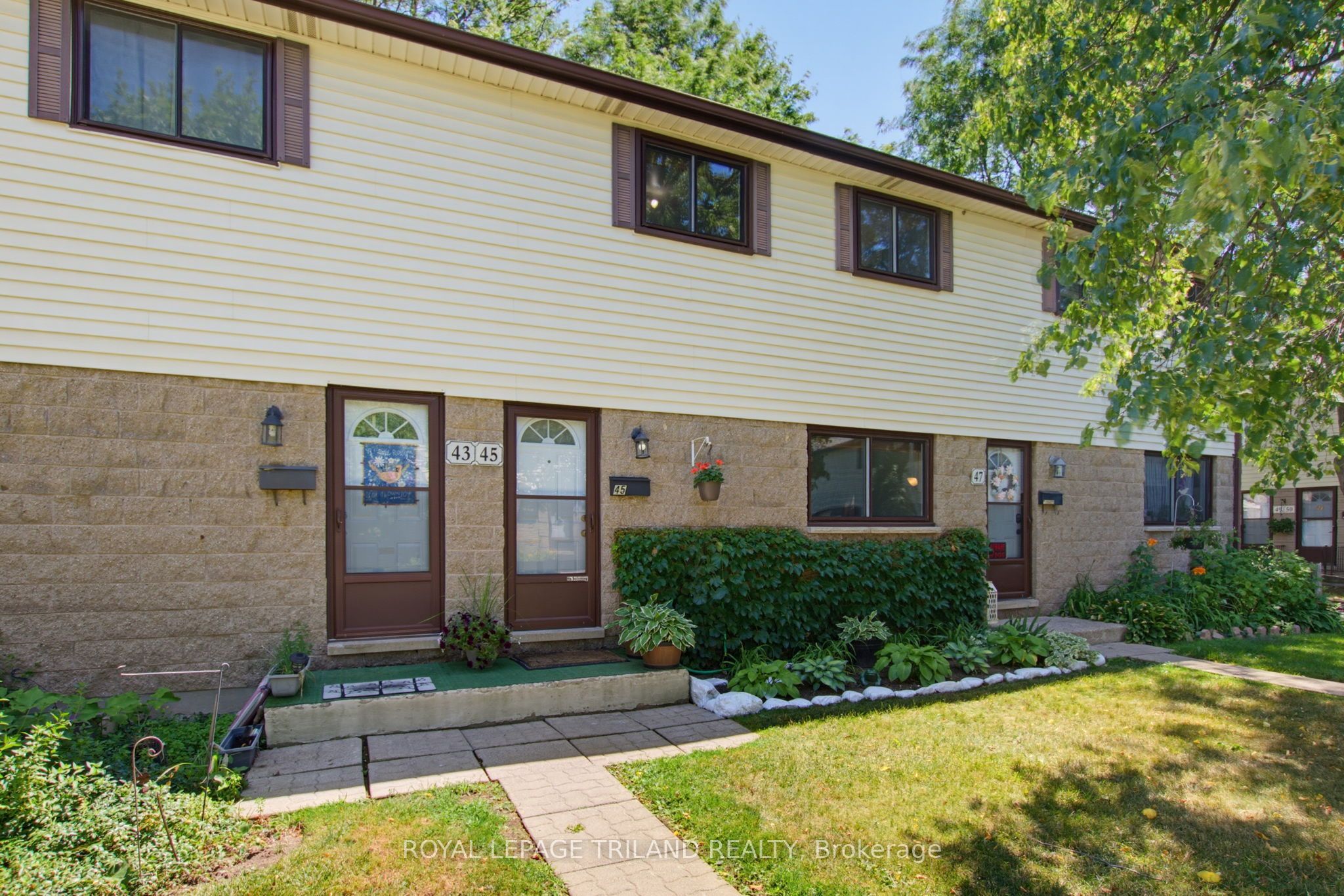 825 Dundalk Drive 45 Property Photo 2