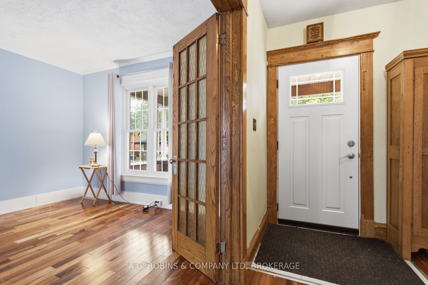 6345 Barker Street Property Photo 3