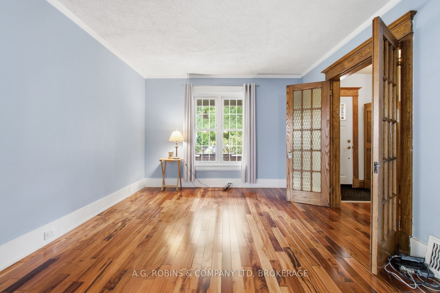 6345 Barker Street Property Photo 7