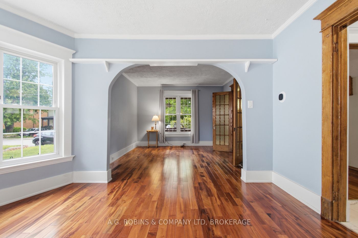 6345 Barker Street Property Photo 10