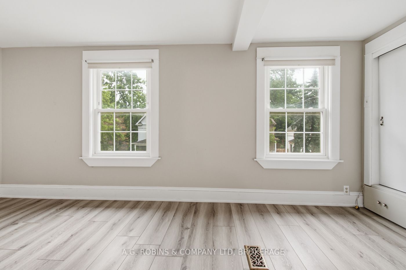6345 Barker Street Property Photo 29