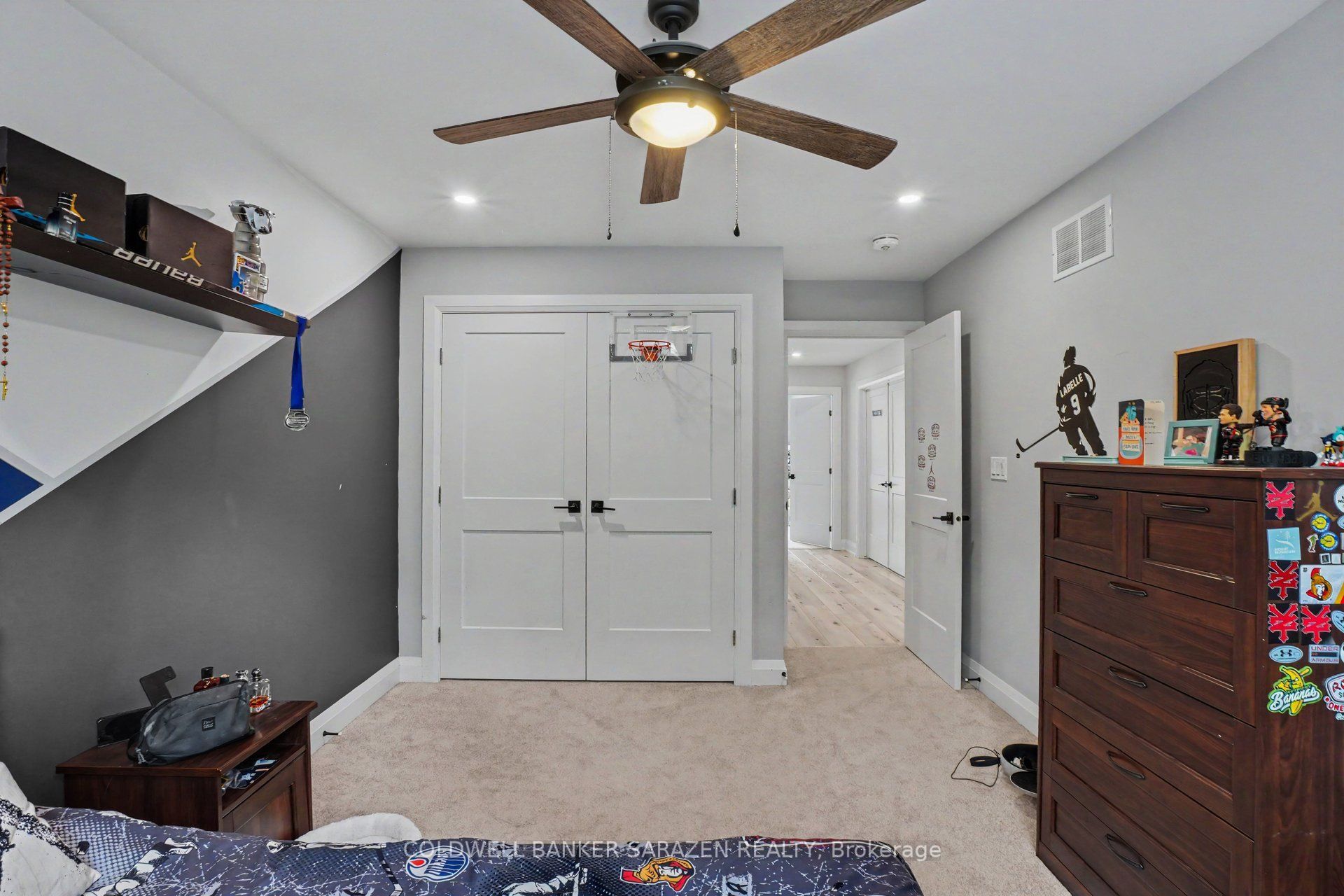 1046 Bayview Drive W Property Photo 19