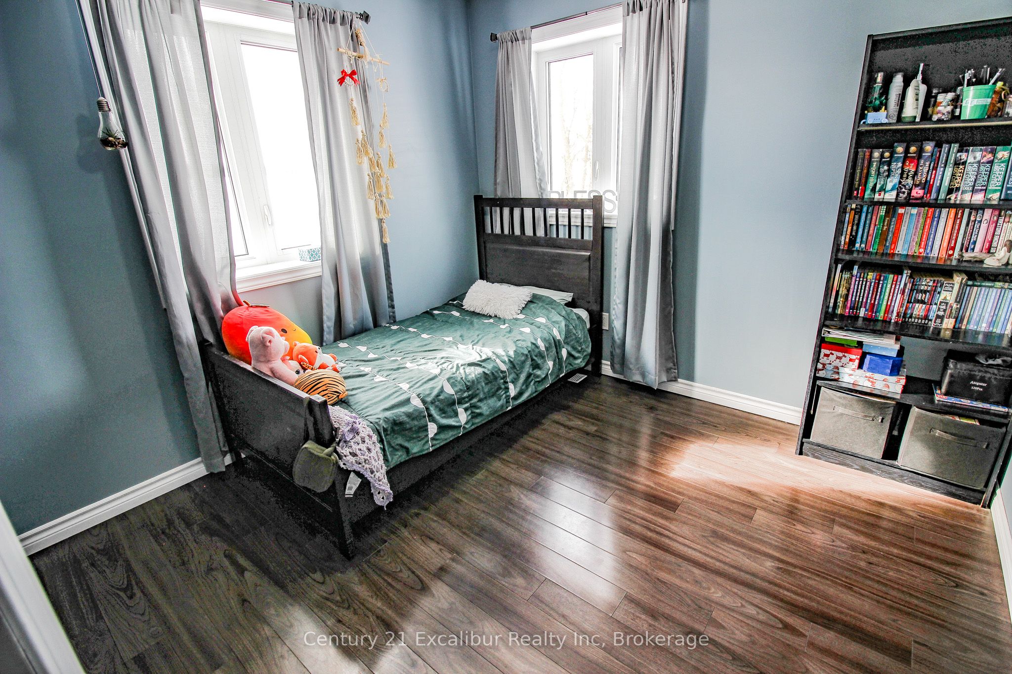 7104 Sixth Line Road W Property Photo 15