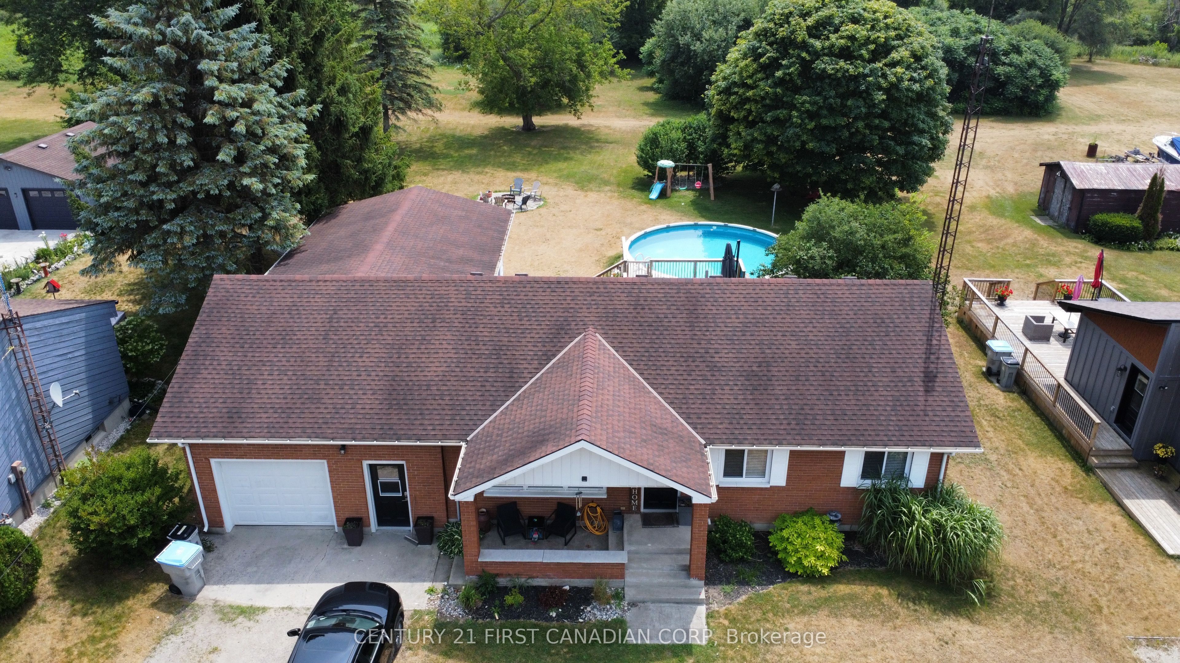 8319 Goosemarsh Line Property Photo 1
