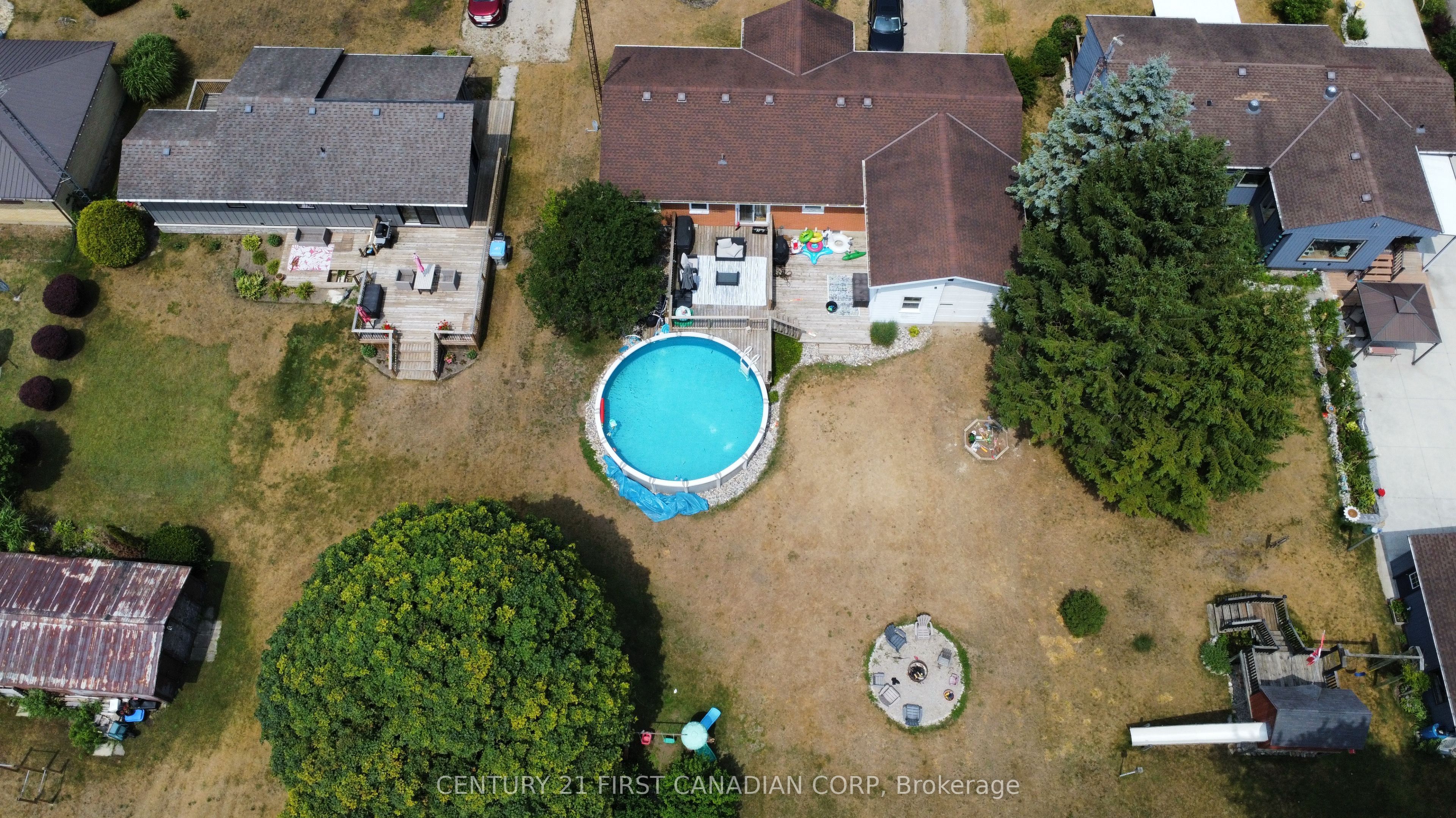 8319 Goosemarsh Line Property Photo 4