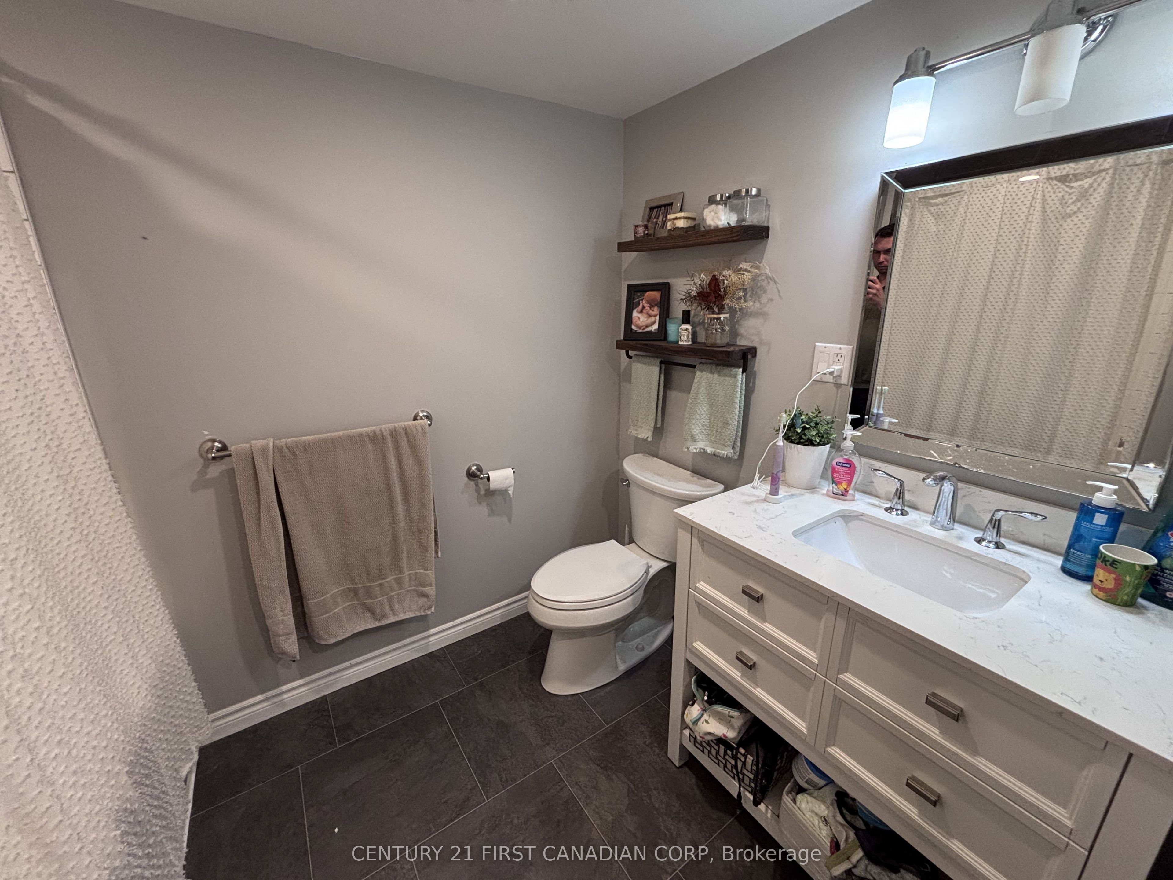 8319 Goosemarsh Line Property Photo 20