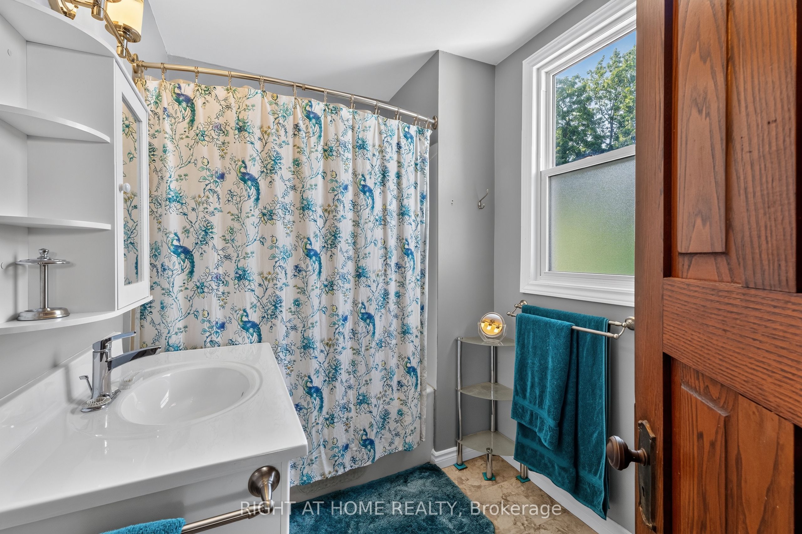 72 Maple Street Property Photo 15