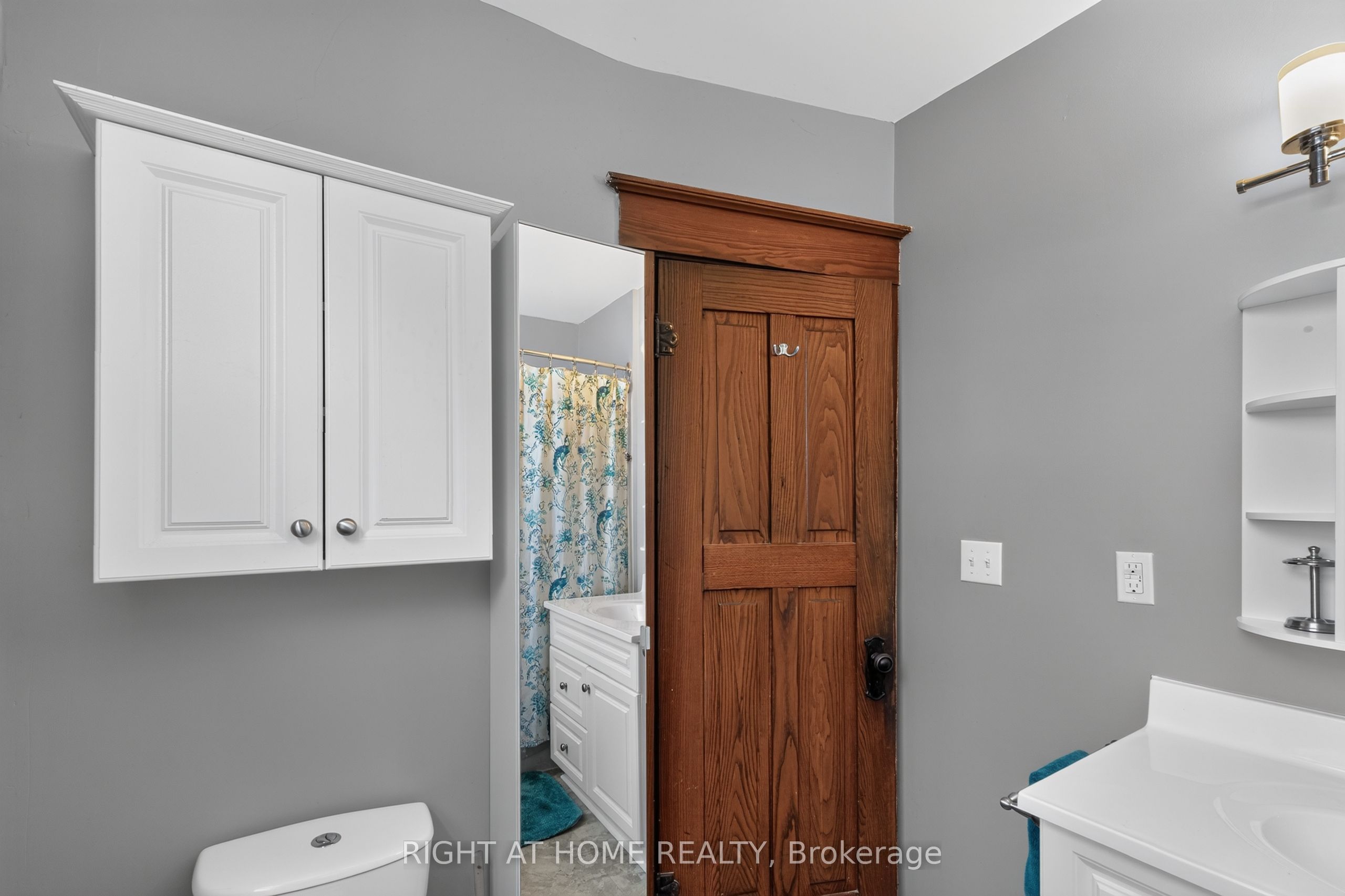 72 Maple Street Property Photo 17