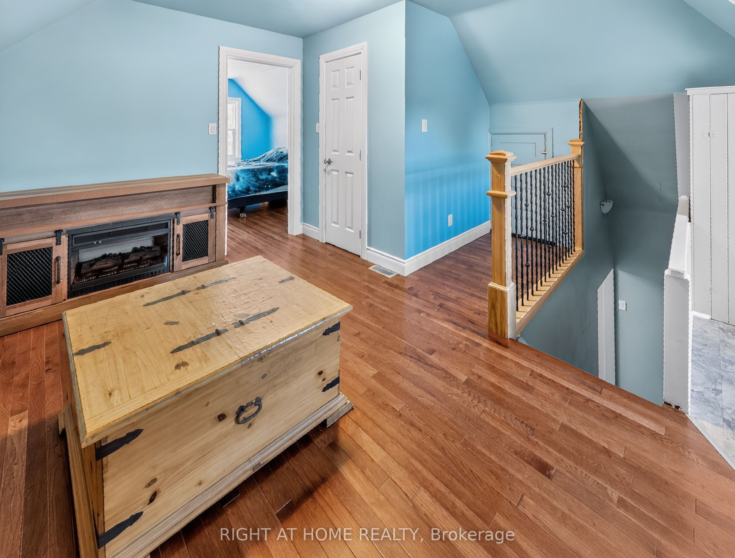 72 Maple Street Property Photo 18