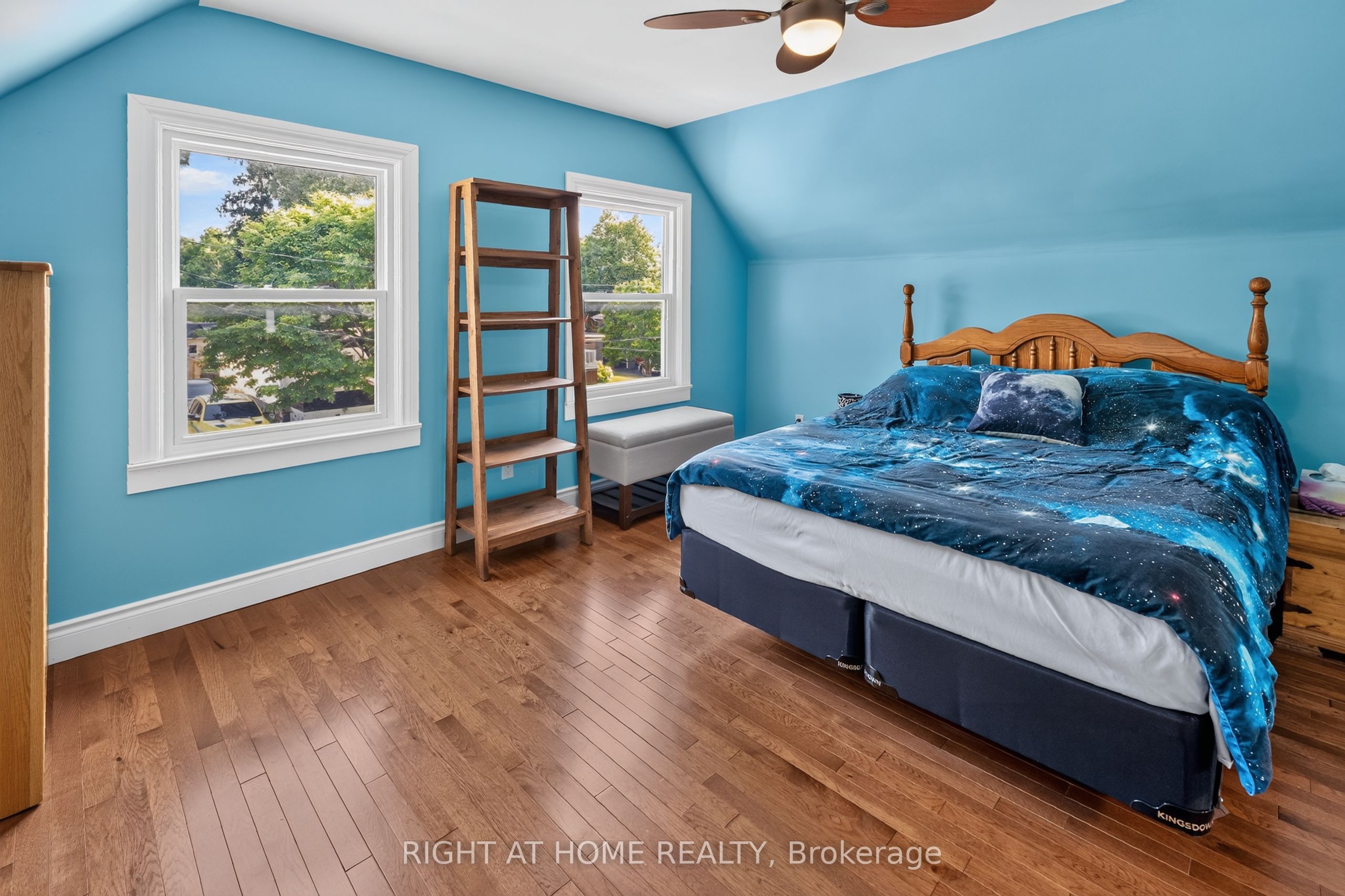 72 Maple Street Property Photo 23
