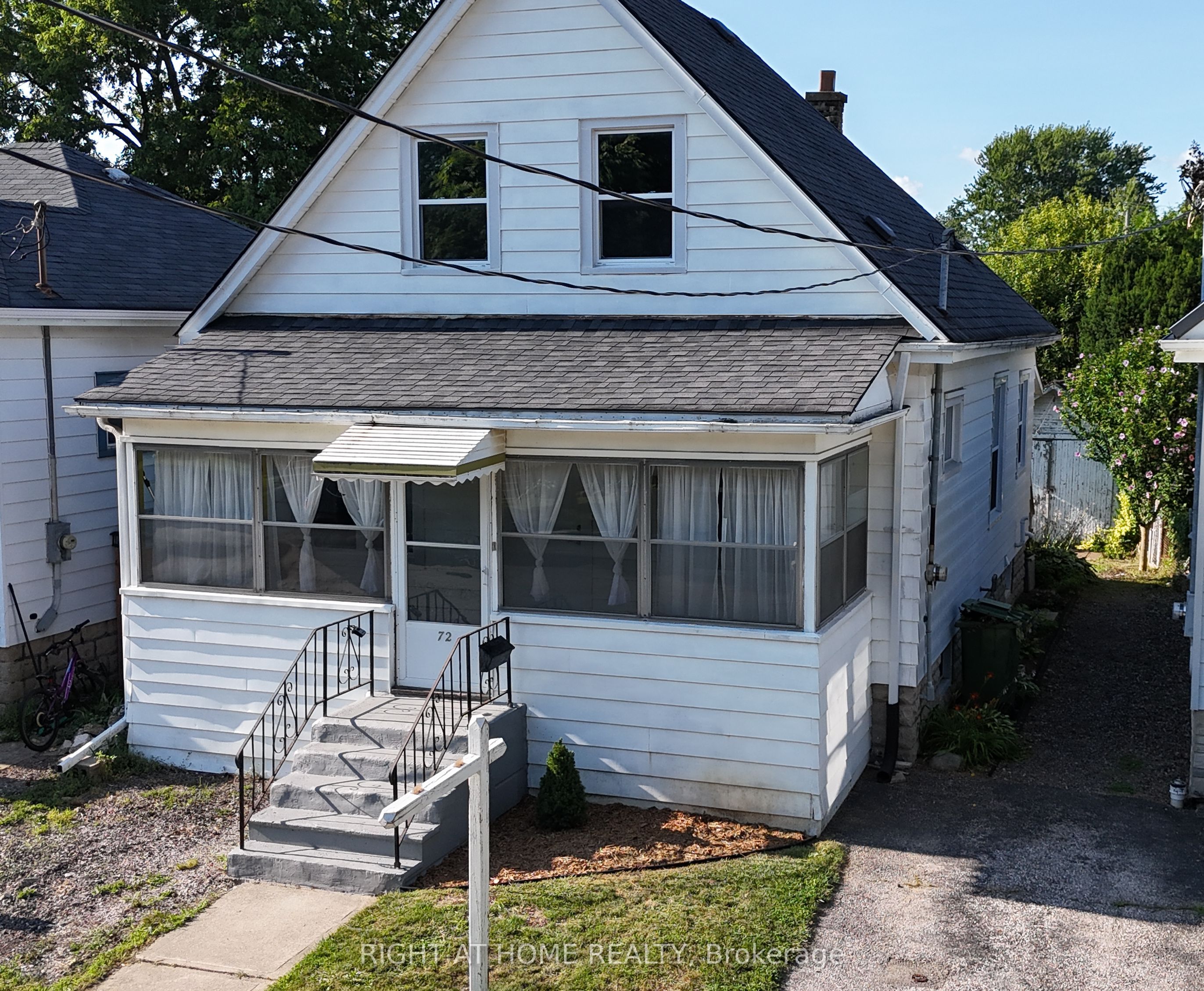 72 Maple Street Property Photo 43