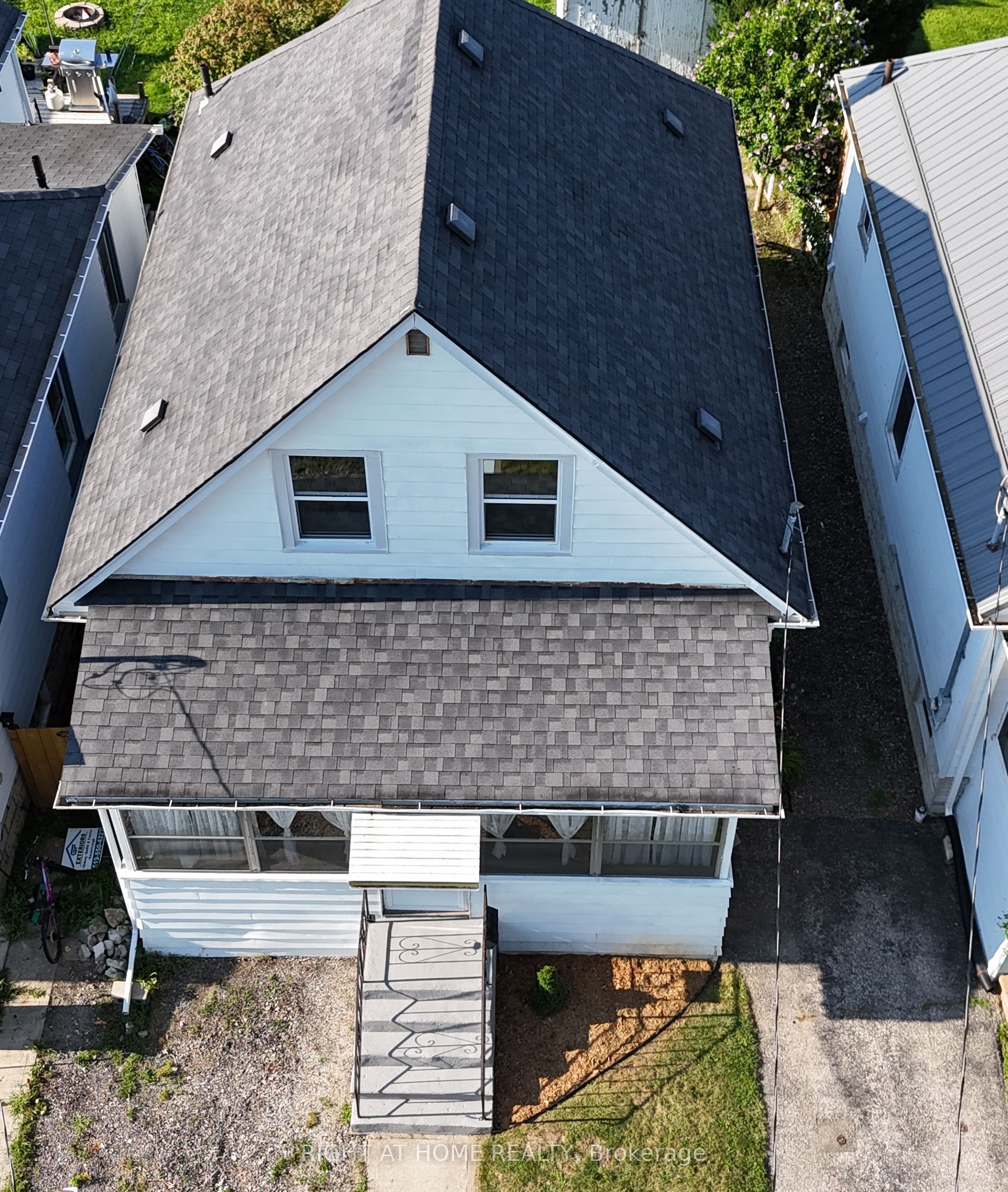 72 Maple Street Property Photo 48