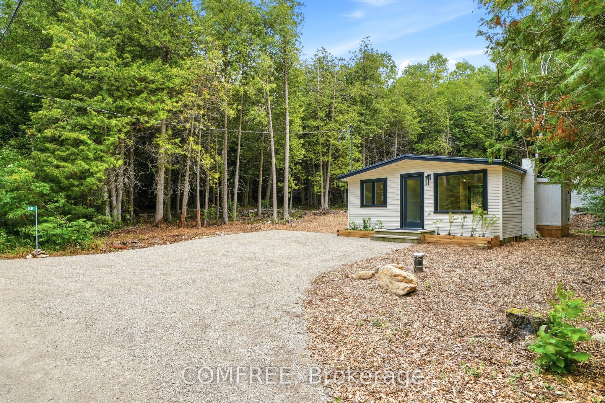 86 South Shore Road Property Photo 1