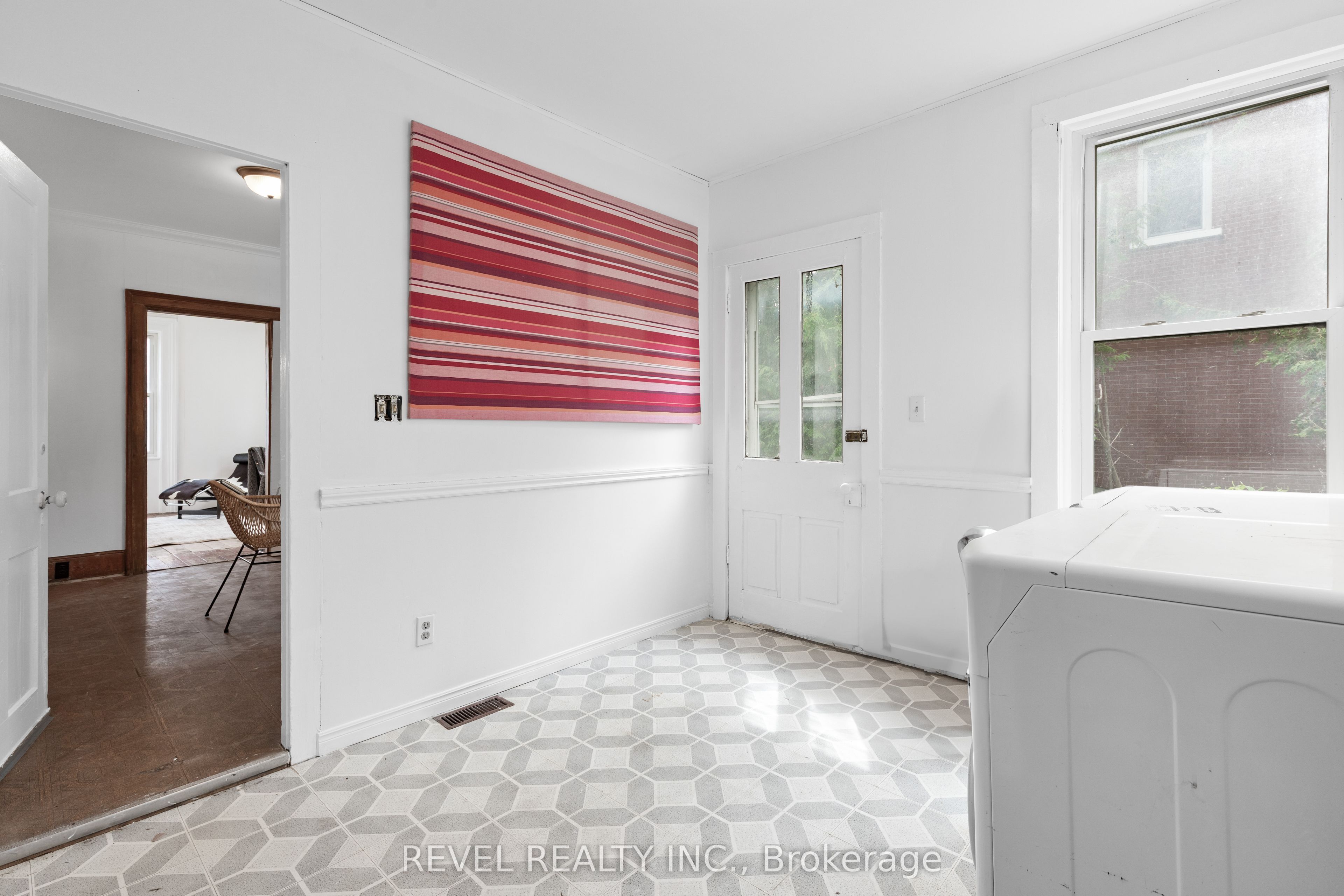399 Eldon Road Property Photo 19