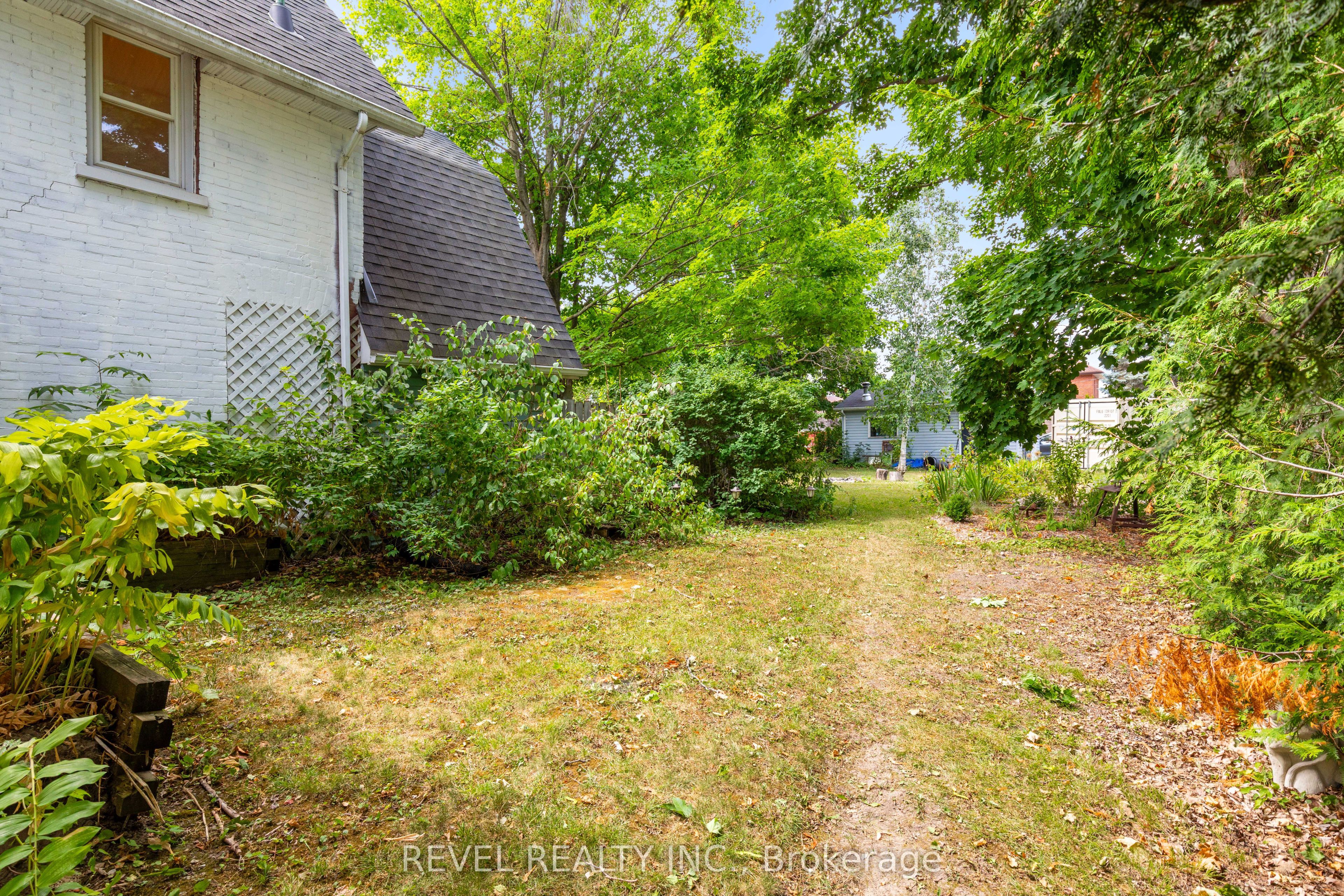 399 Eldon Road Property Photo 35