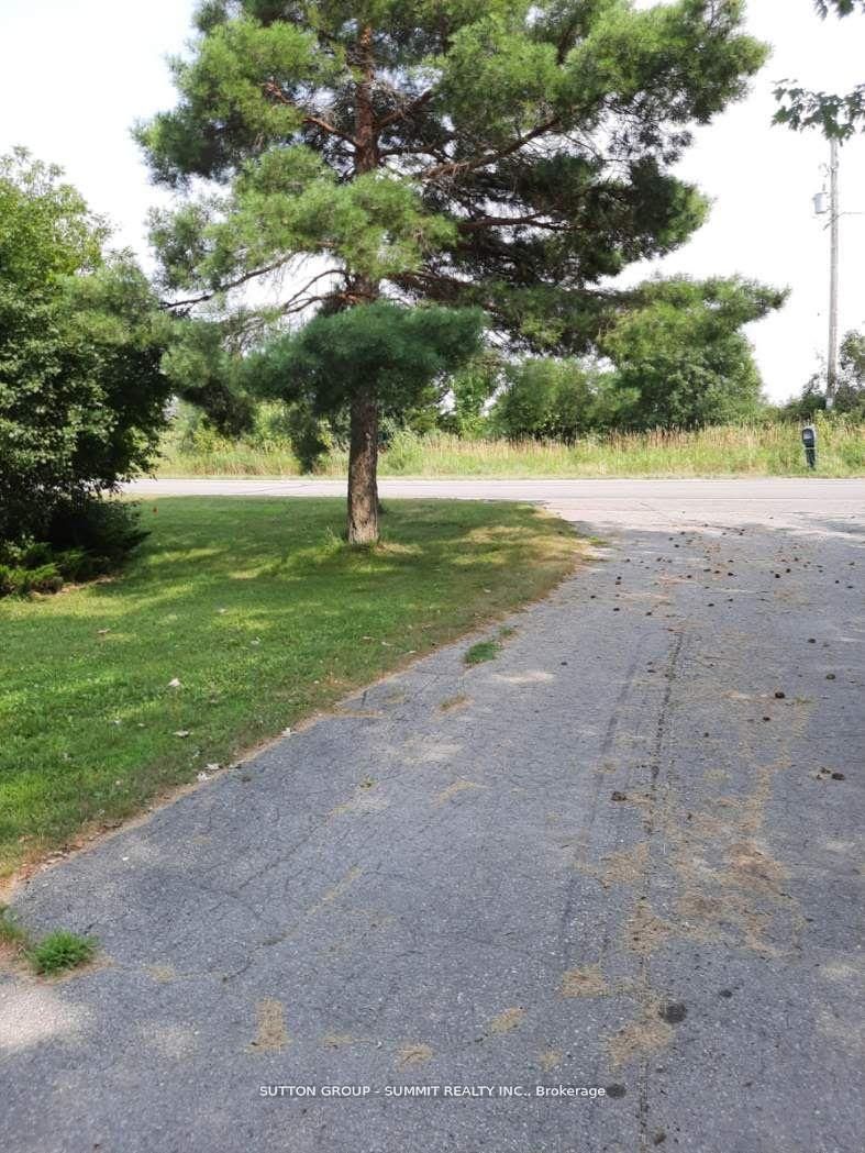 663 County Rd 15 Property Photo 8