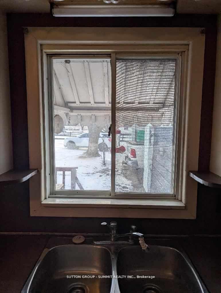 663 County Rd 15 Property Photo 11