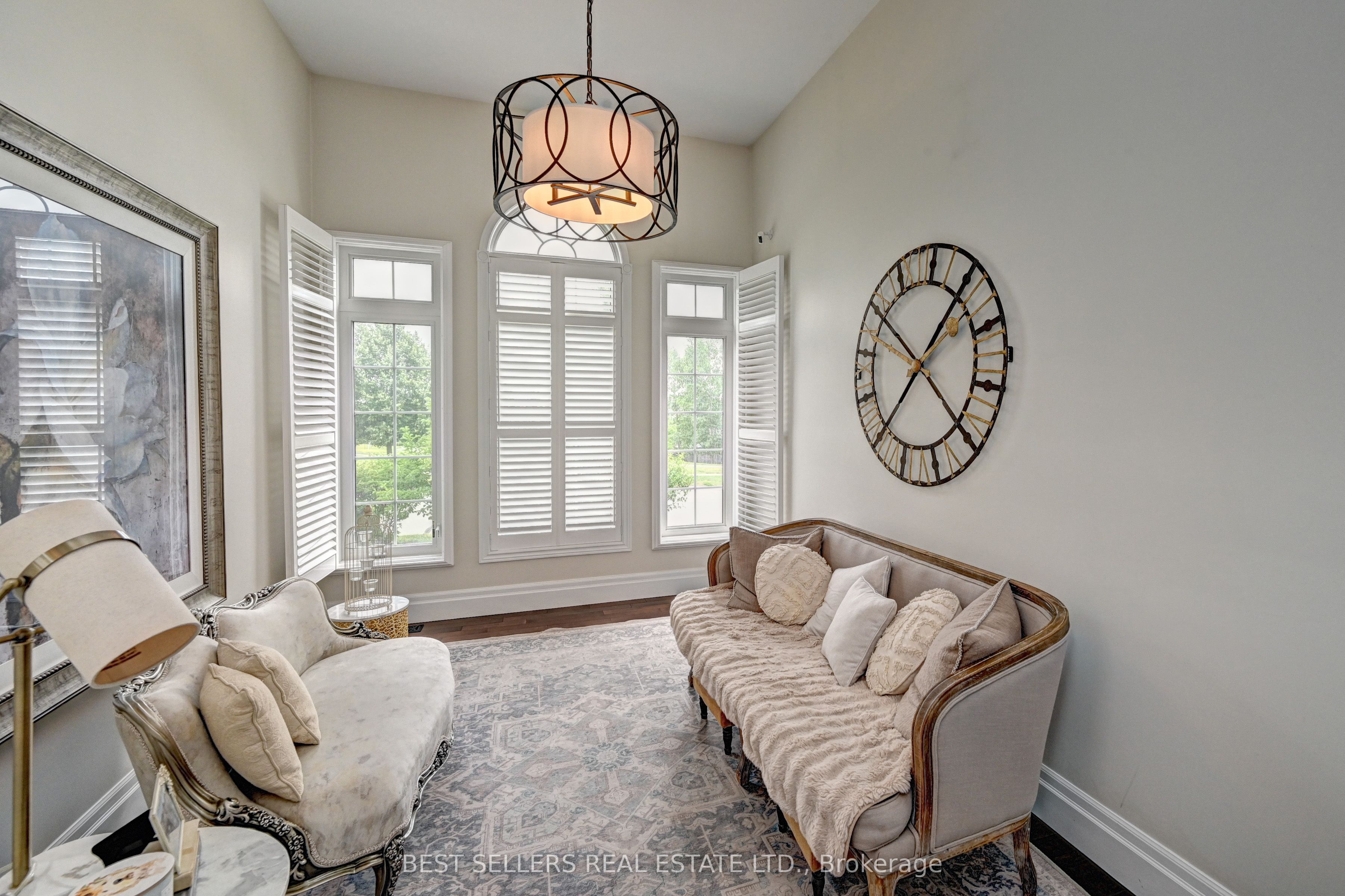 12 Popham Drive Property Photo 8
