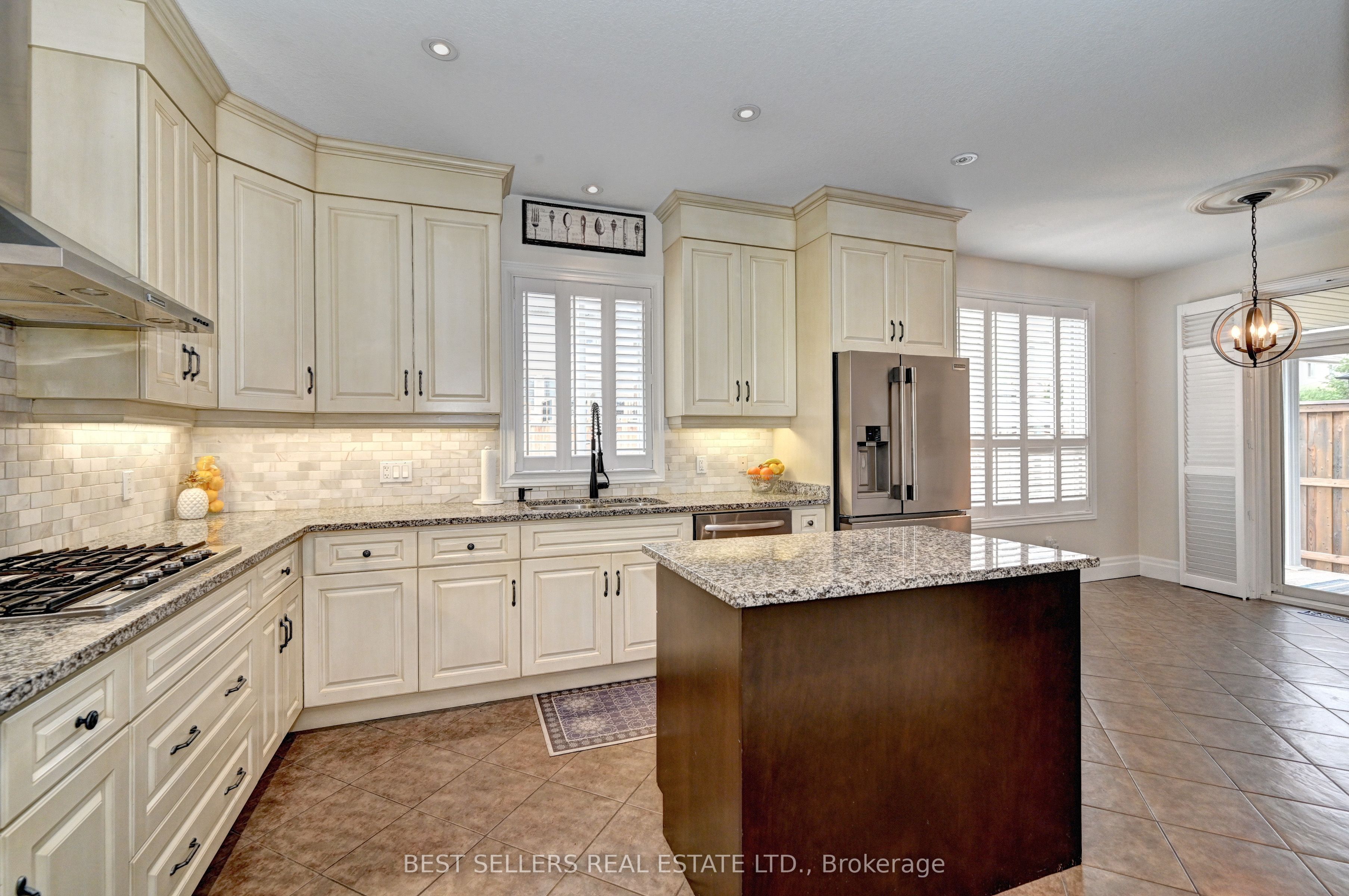 12 Popham Drive Property Photo 19
