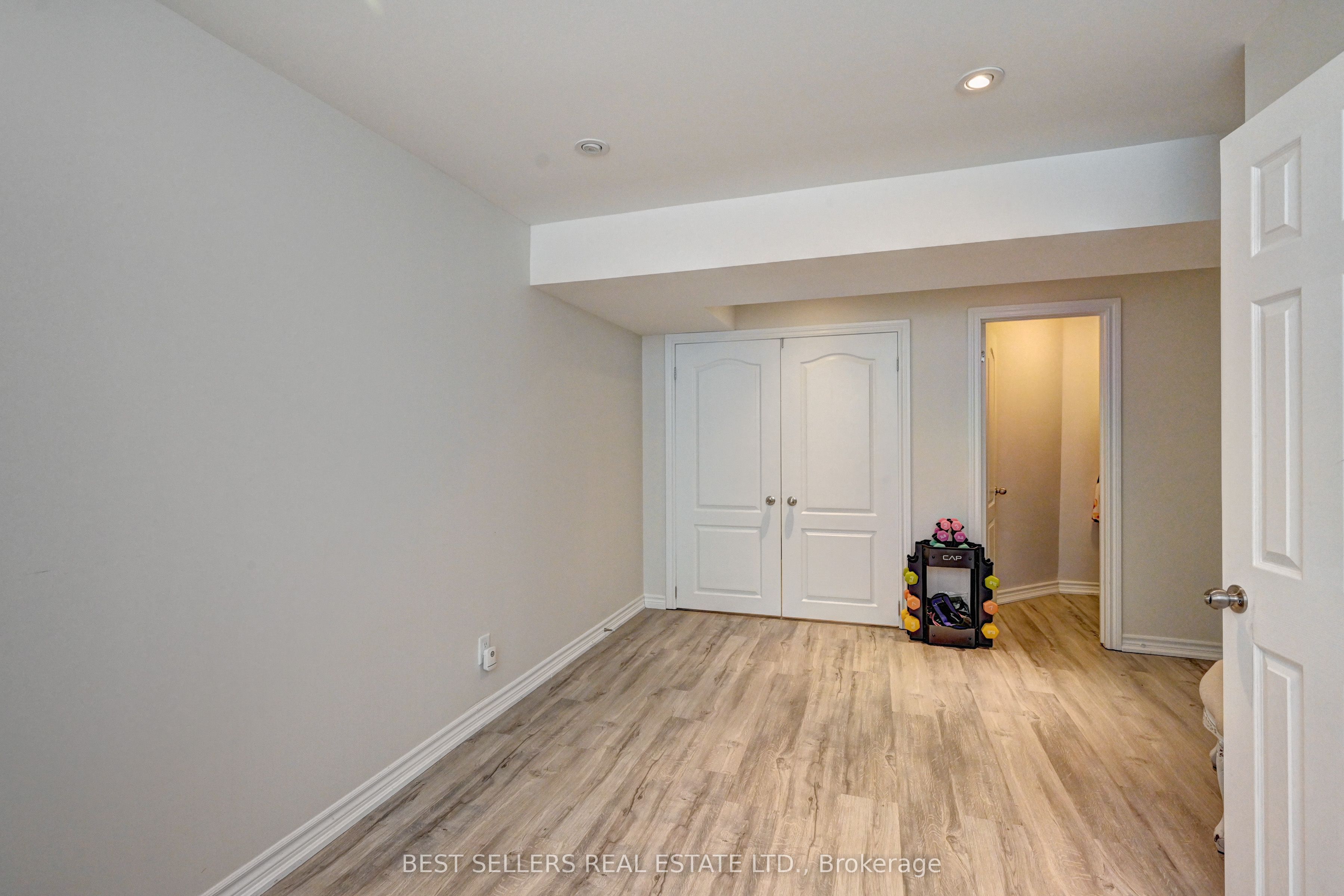 12 Popham Drive Property Photo 42