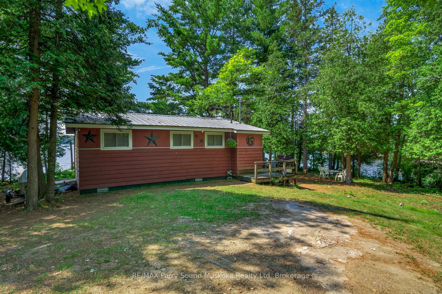 3 Robinson Road Property Photo 40
