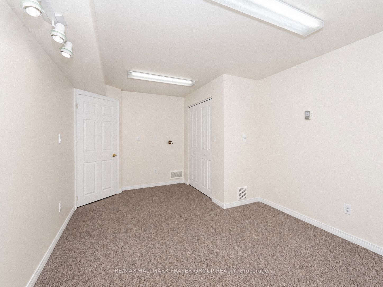 3067 Westridge Boulevard Property Photo 29