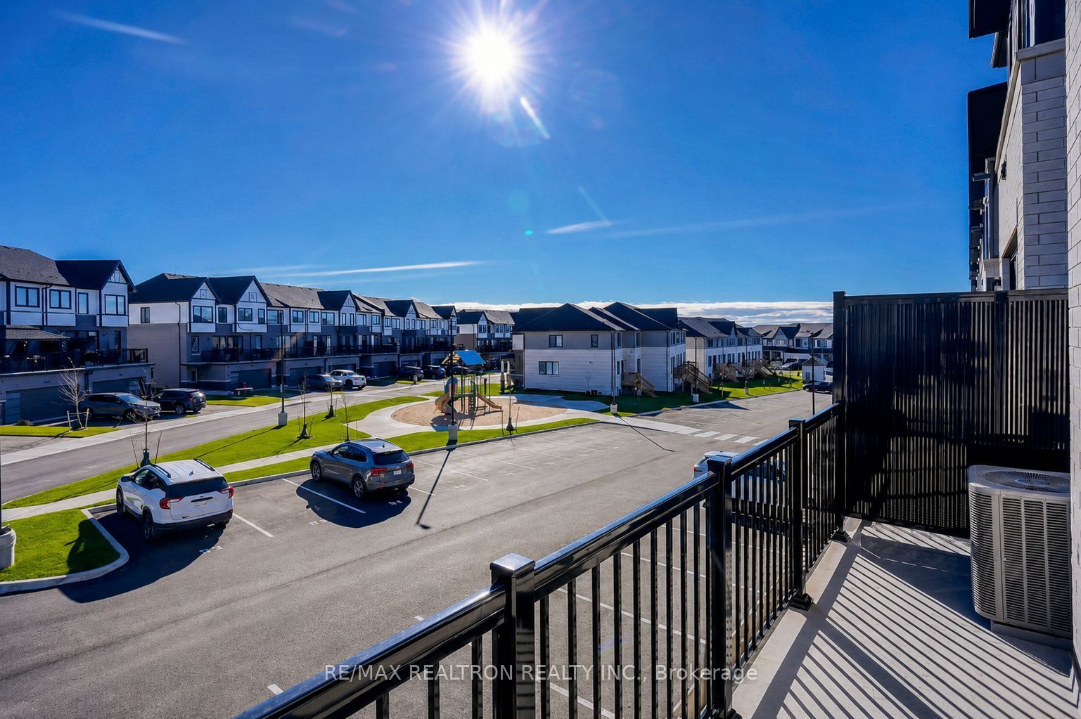 160 Densmore Road 1104 Property Photo 16