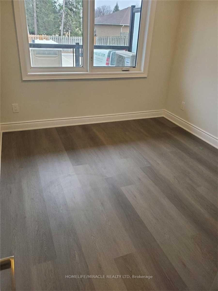 721 Franklin Boulevard 103 Property Photo 4