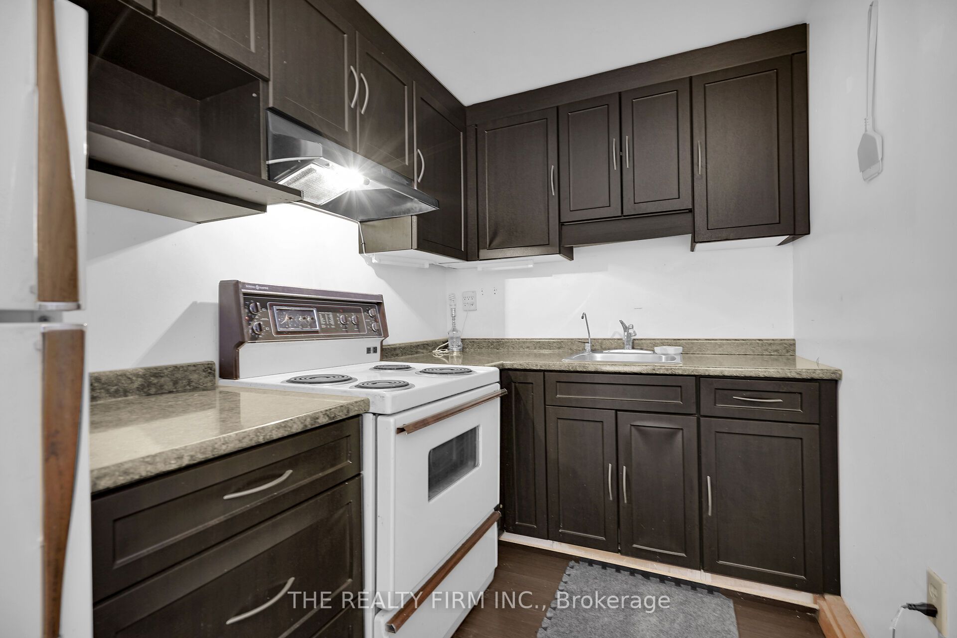 924 Princess Avenue Property Photo 37