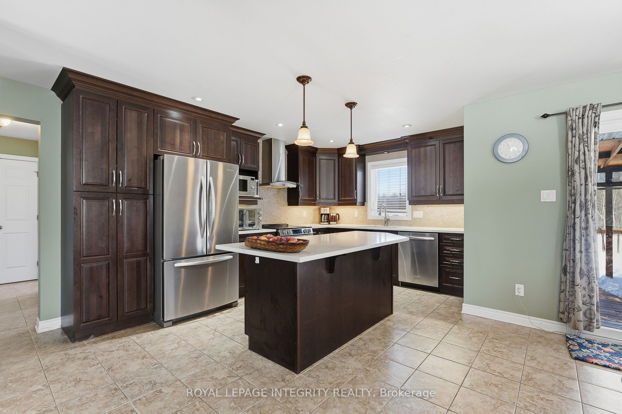 53 Beaver Lane Property Photo 8